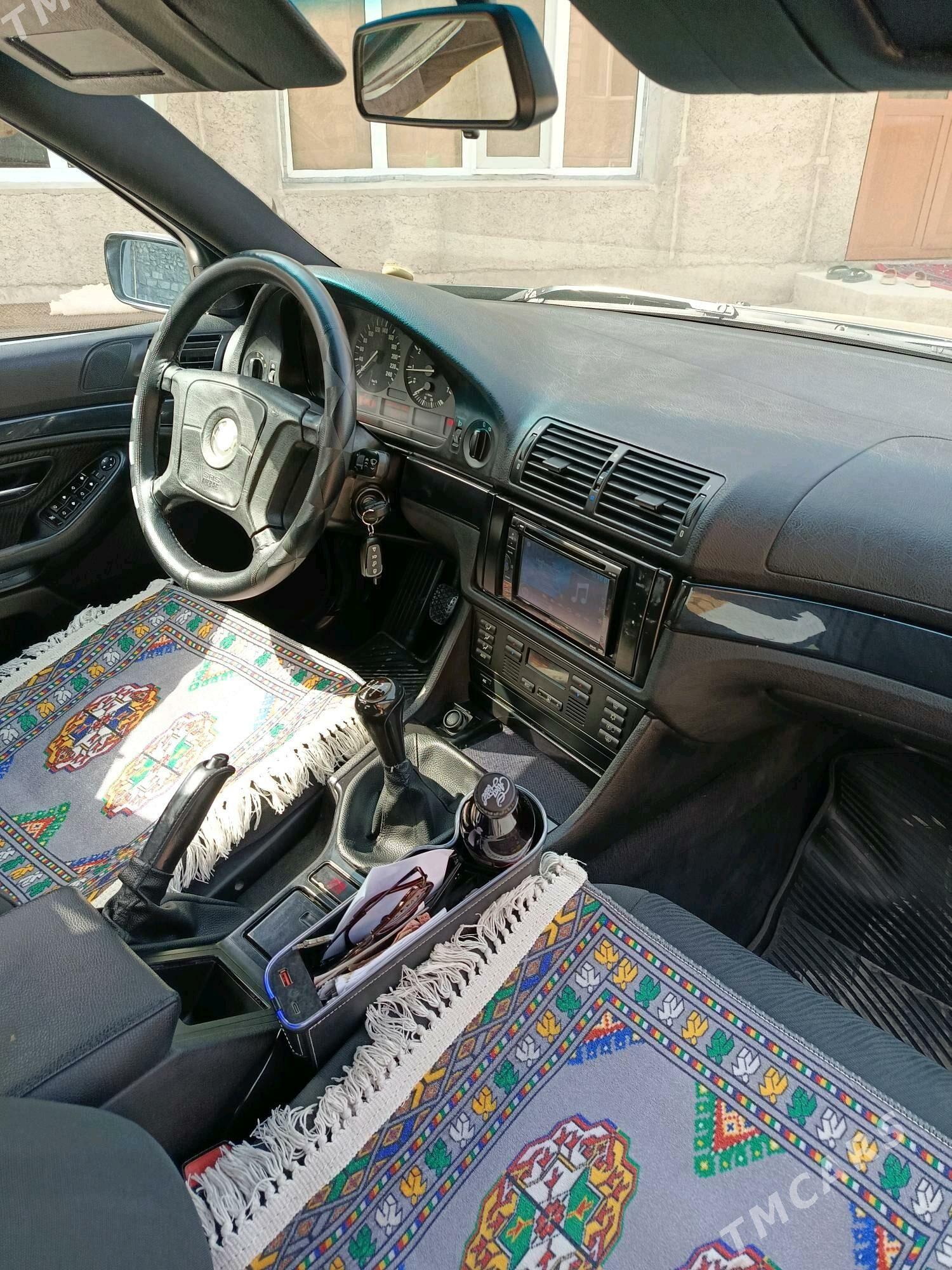 BMW E39 1999 - 110 000 TMT - Balkanabat - img 2