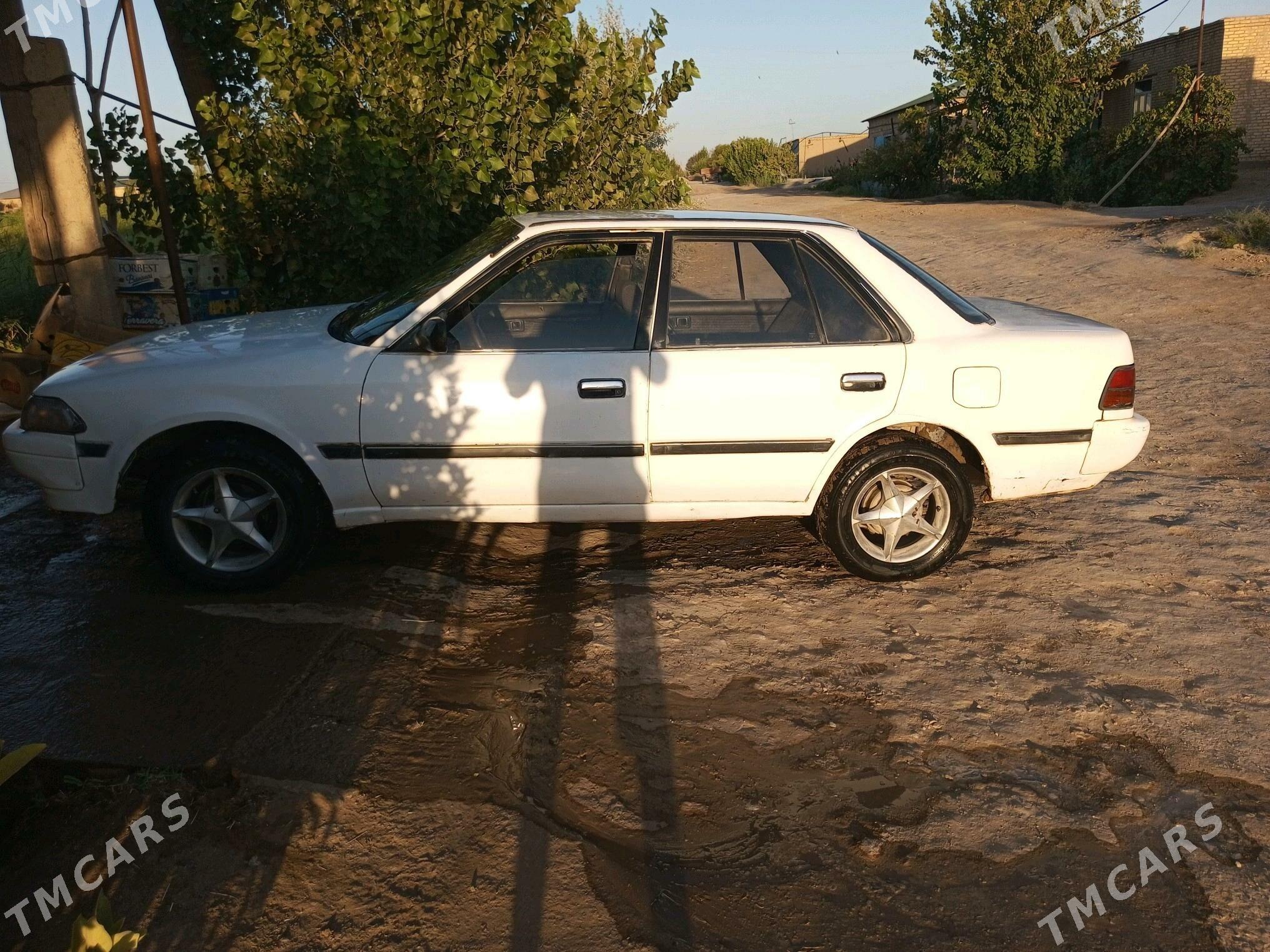 Toyota Corona 1989 - 35 000 TMT - Фарап - img 4