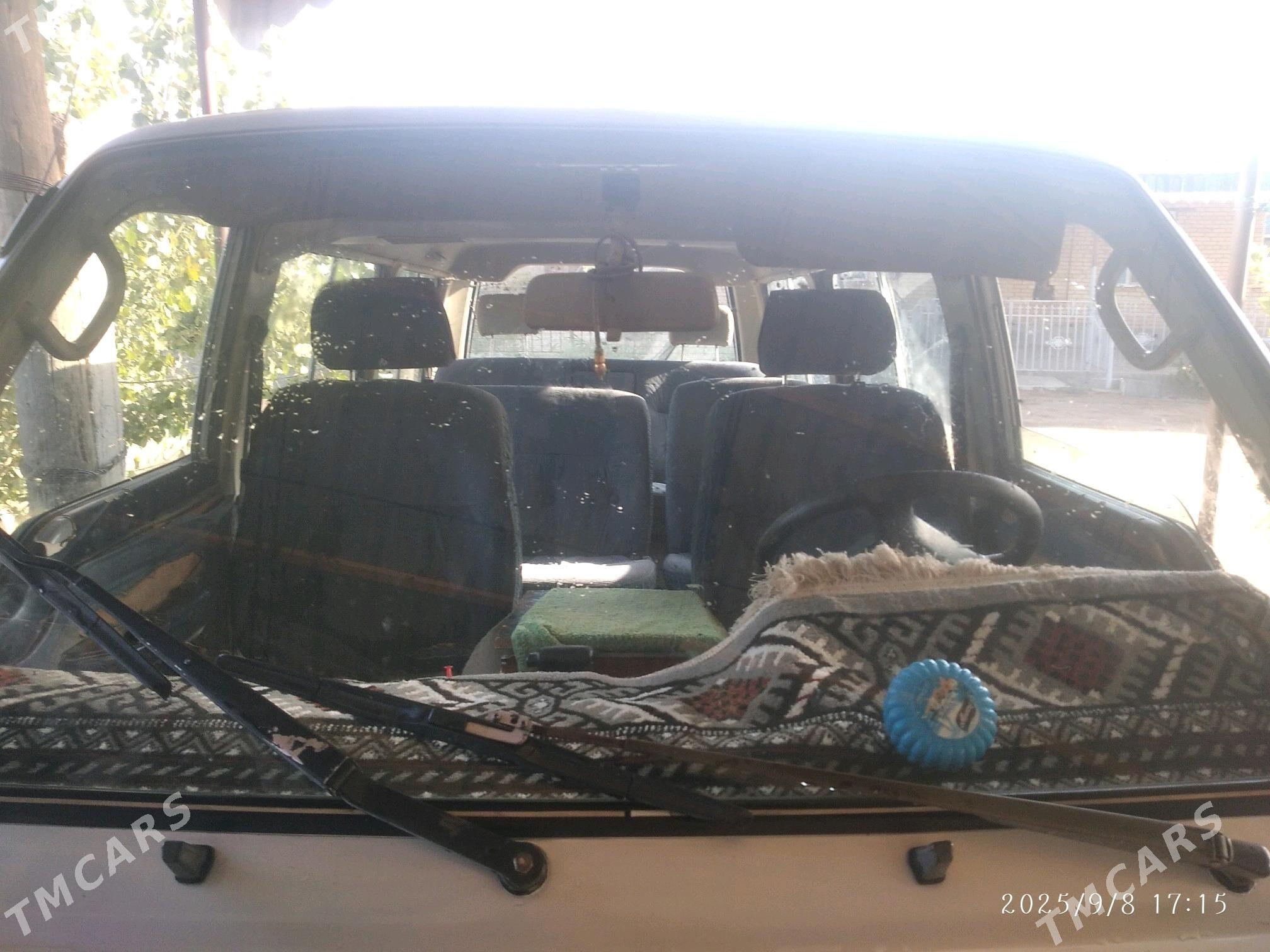 Toyota Hiace 1989 - 55 000 TMT - Фарап - img 3