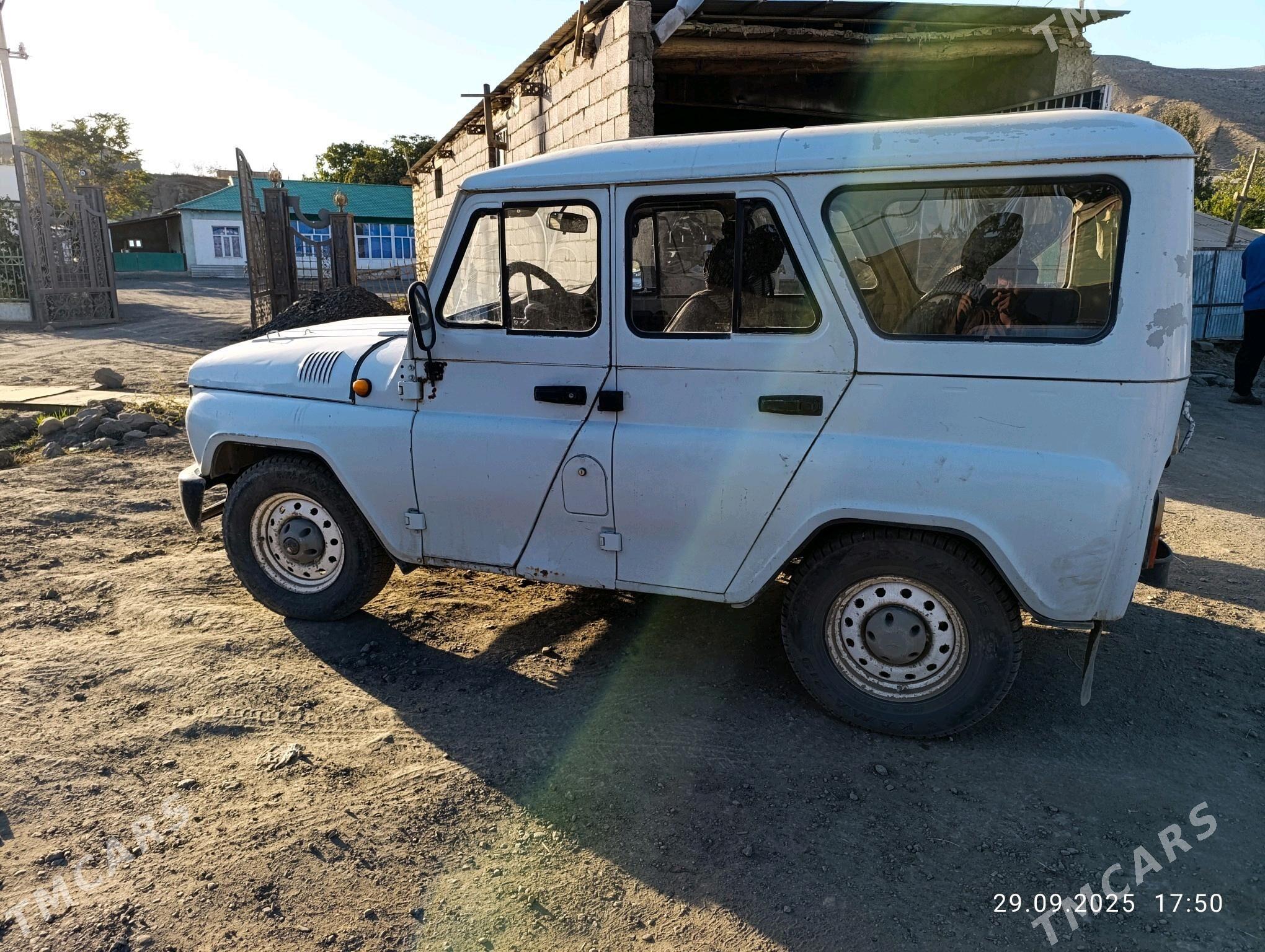 UAZ 469 2000 - 55 000 TMT - Махтумкули - img 8