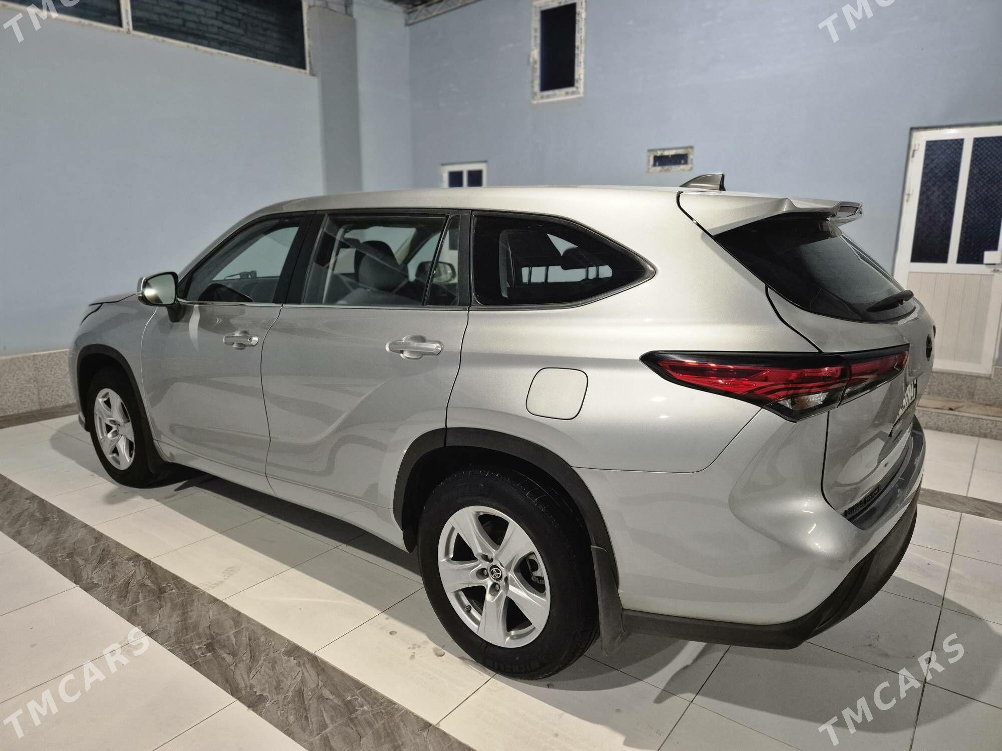 Toyota Highlander 2023 - 510 000 TMT - Дянев - img 2