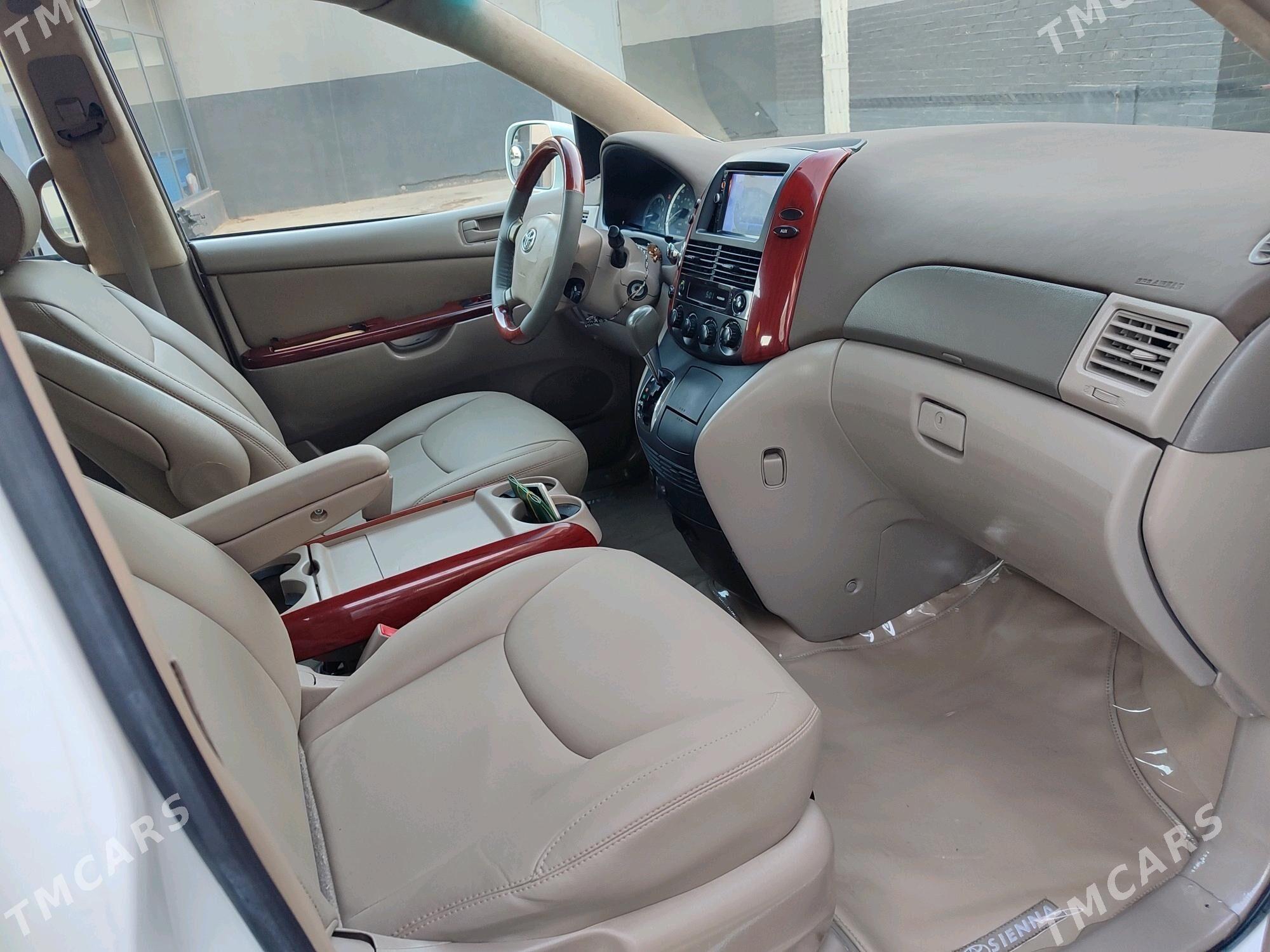 Toyota Sienna 2004 - 240 000 TMT - Mary - img 5