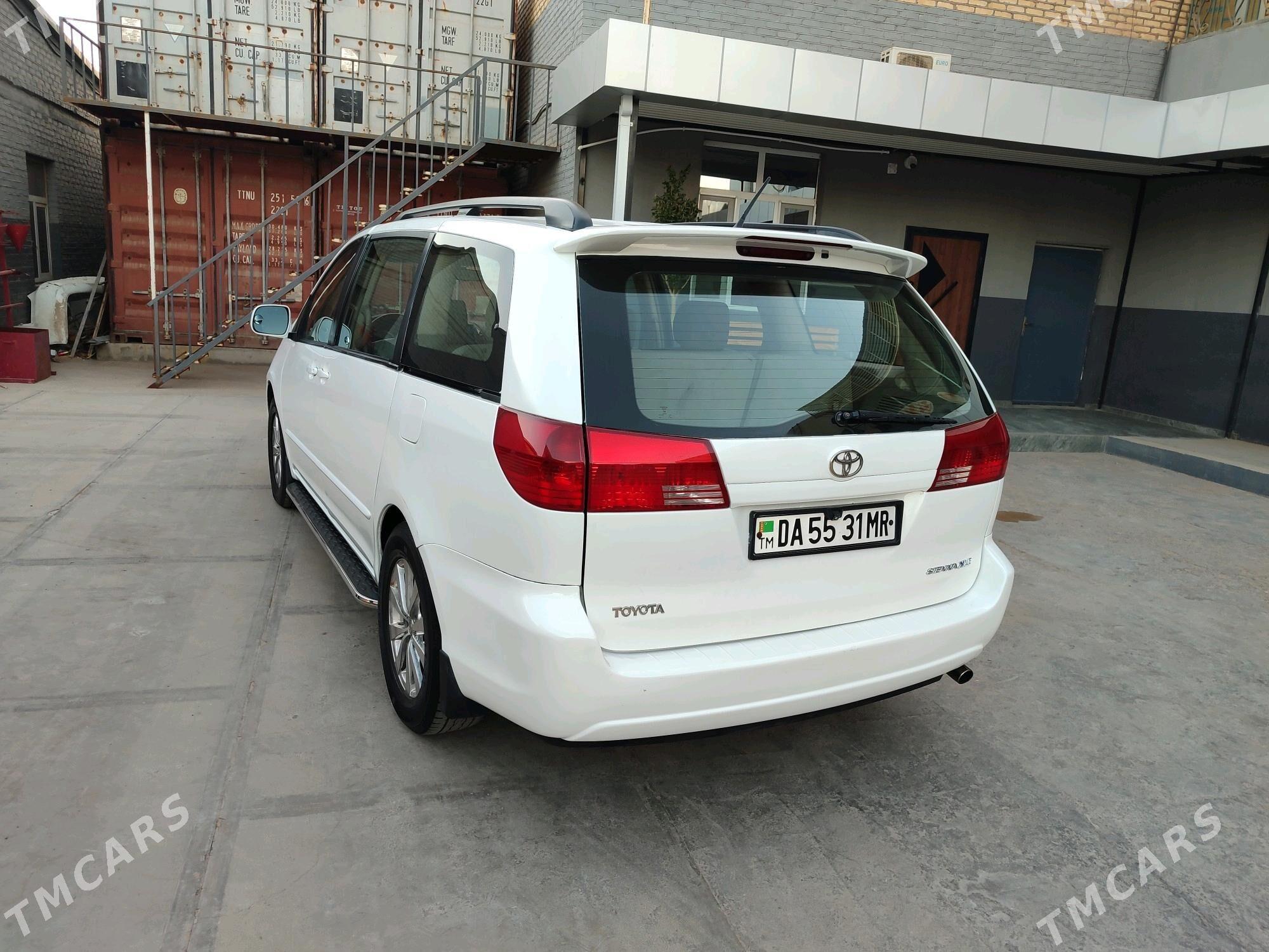 Toyota Sienna 2004 - 240 000 TMT - Mary - img 3