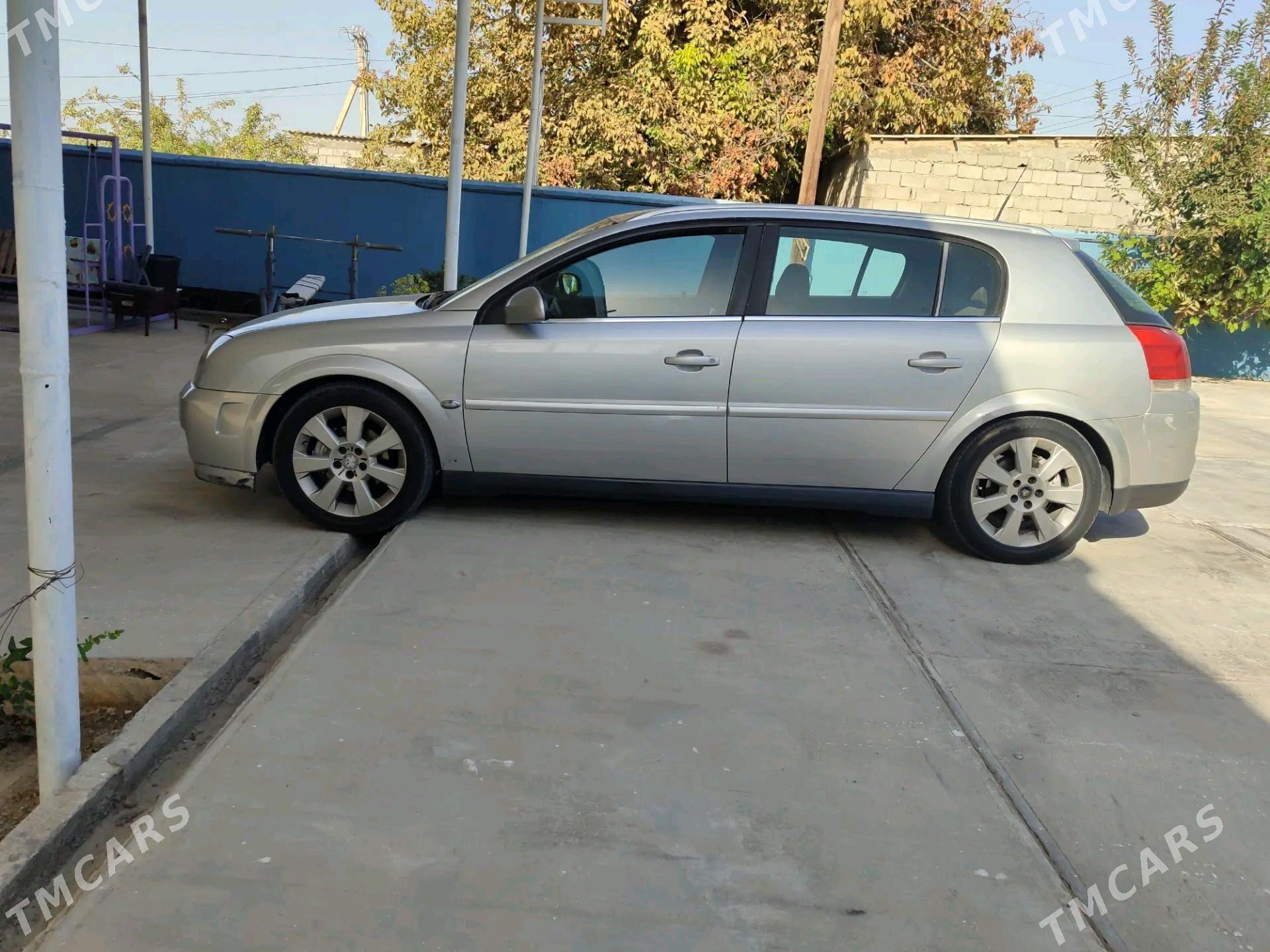 Opel Signum 2003 - 75 000 TMT - Багир - img 3