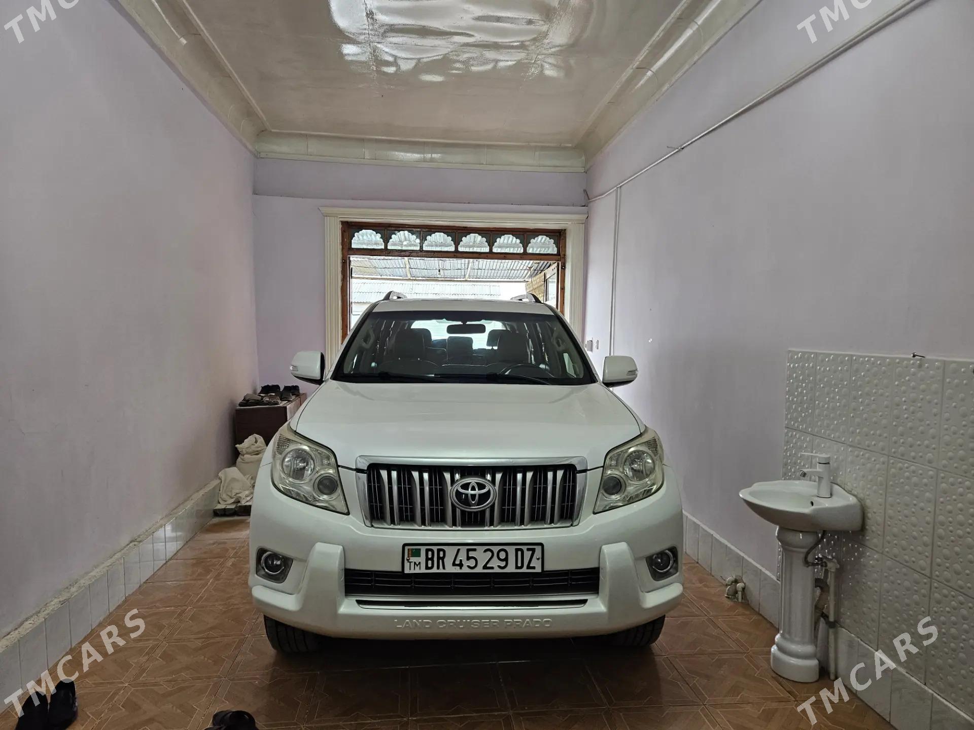Toyota Land Cruiser Prado 2011 - 510 000 TMT - Болдумсаз - img 2