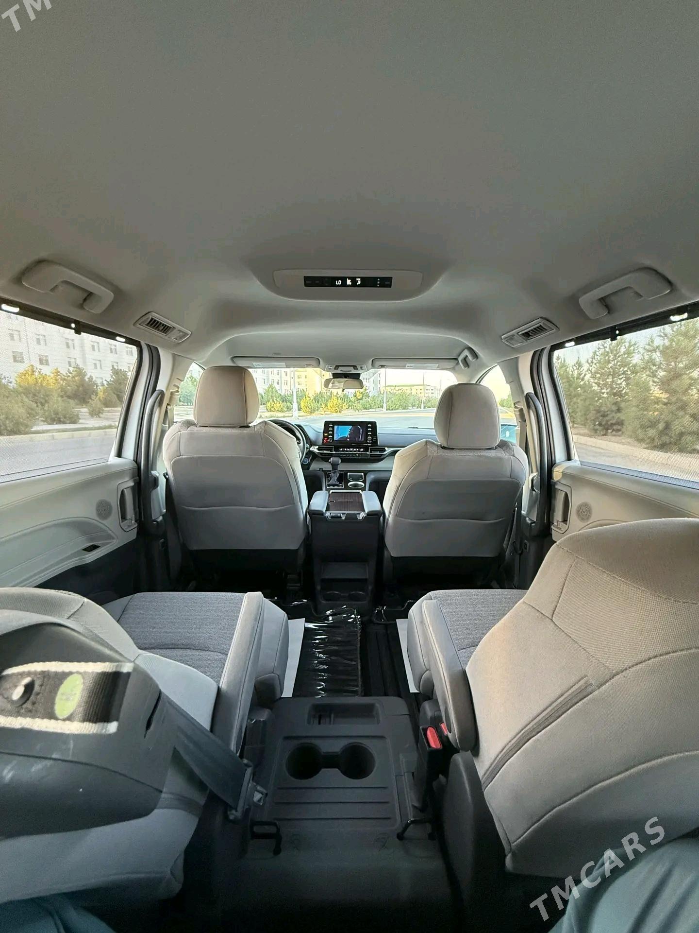 Toyota Sienna 2021 - 590 000 TMT - Türkmenbaşy - img 6