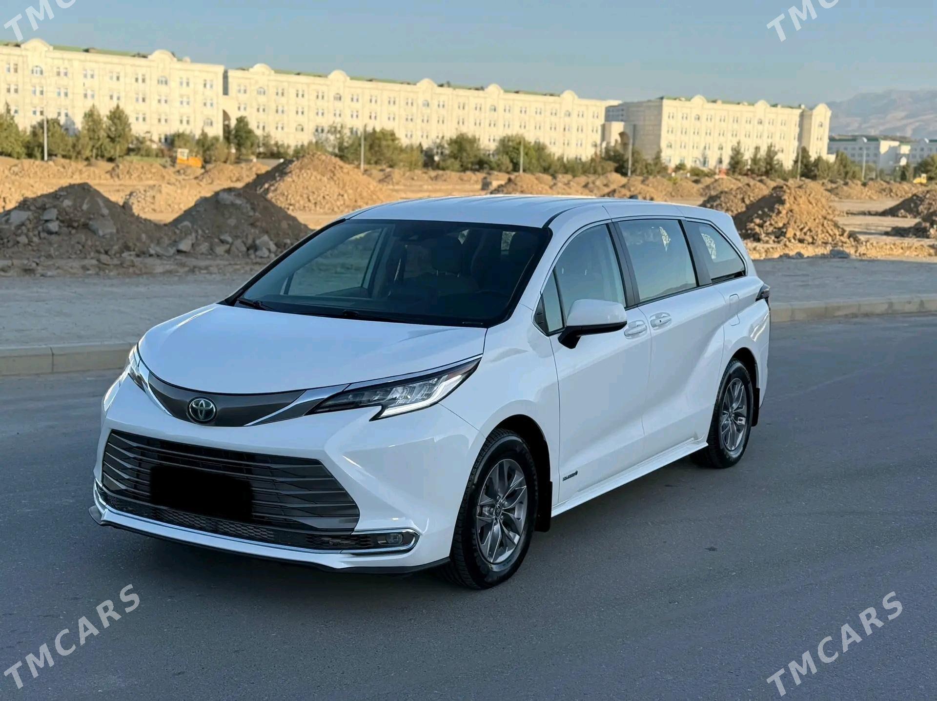 Toyota Sienna 2021 - 590 000 TMT - Türkmenbaşy - img 1