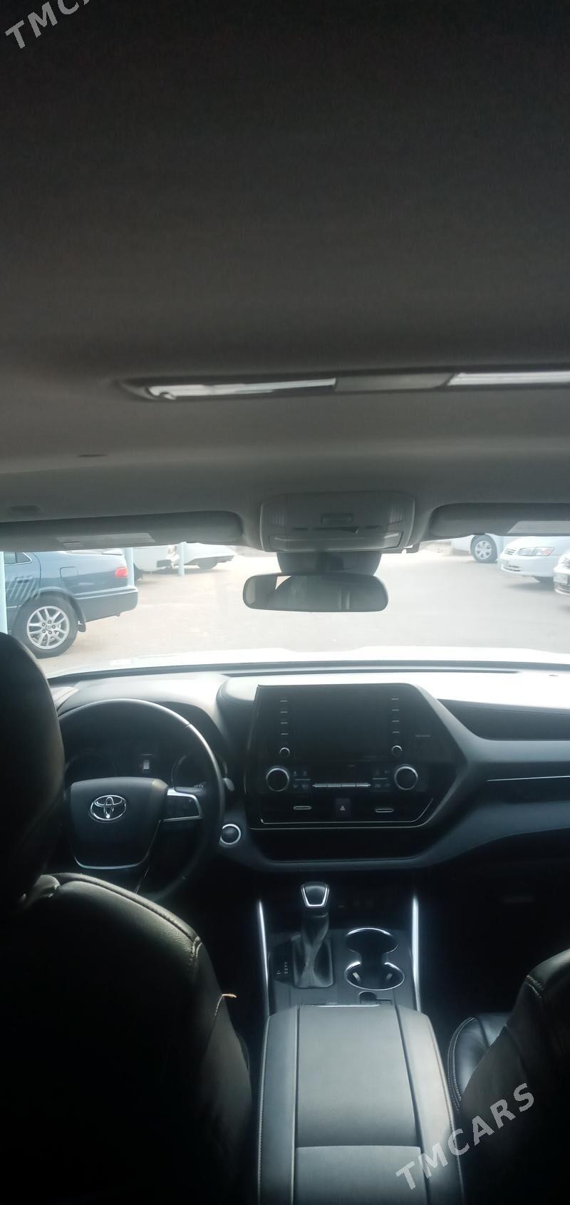 Toyota Highlander 2021 - 500 000 TMT - Baýramaly - img 4