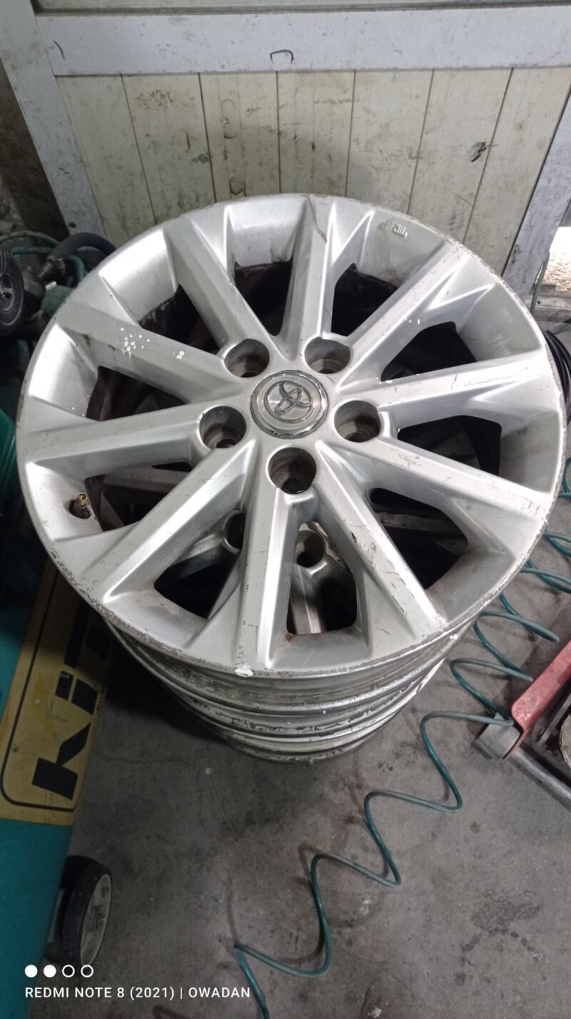 Disga r16 glx morda camry 5 900 TMT - Хитровка - img 2