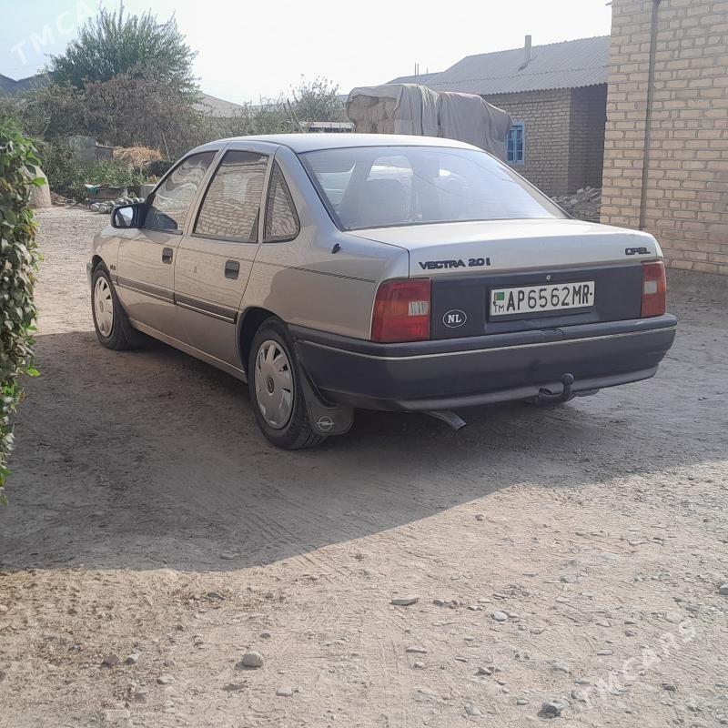 Opel Vectra 1990 - 42 000 TMT - Мары - img 4