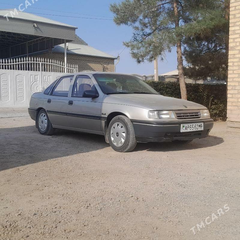 Opel Vectra 1990 - 42 000 TMT - Мары - img 2