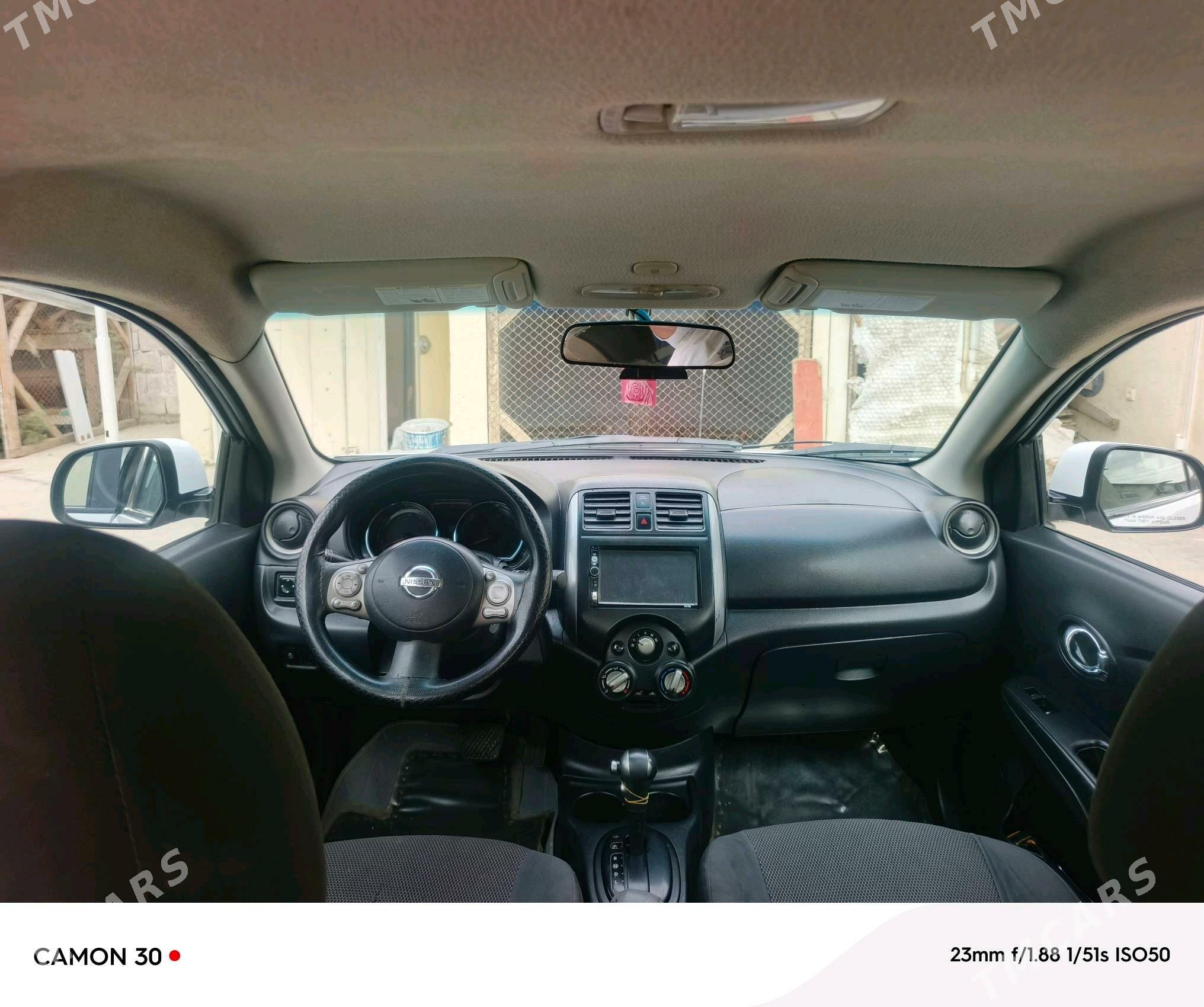 Nissan Versa 2013 - 100 000 TMT - Теджен - img 5