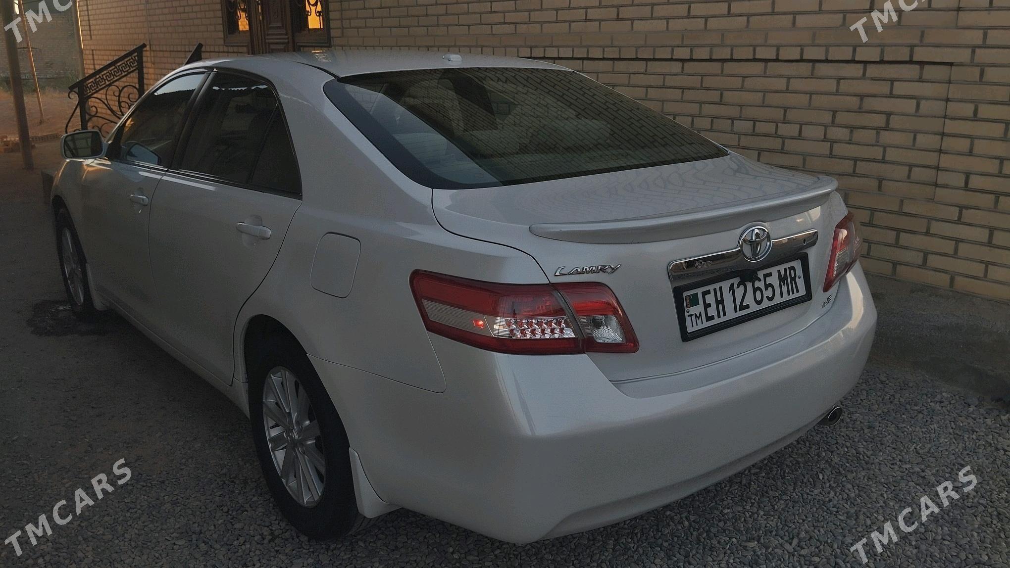 Toyota Camry 2009 - 175 000 TMT - Мары - img 1