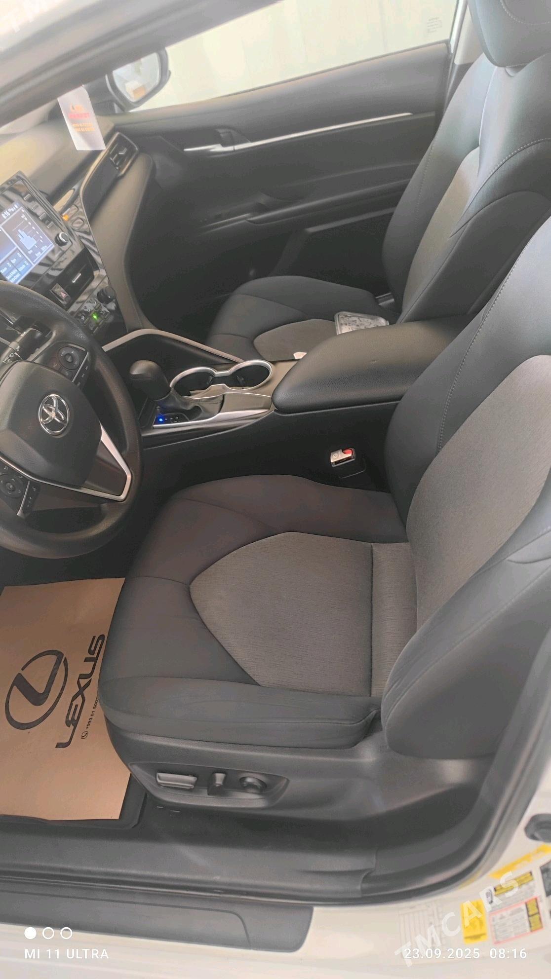 Toyota Camry 2021 - 335 000 TMT - Мары - img 4