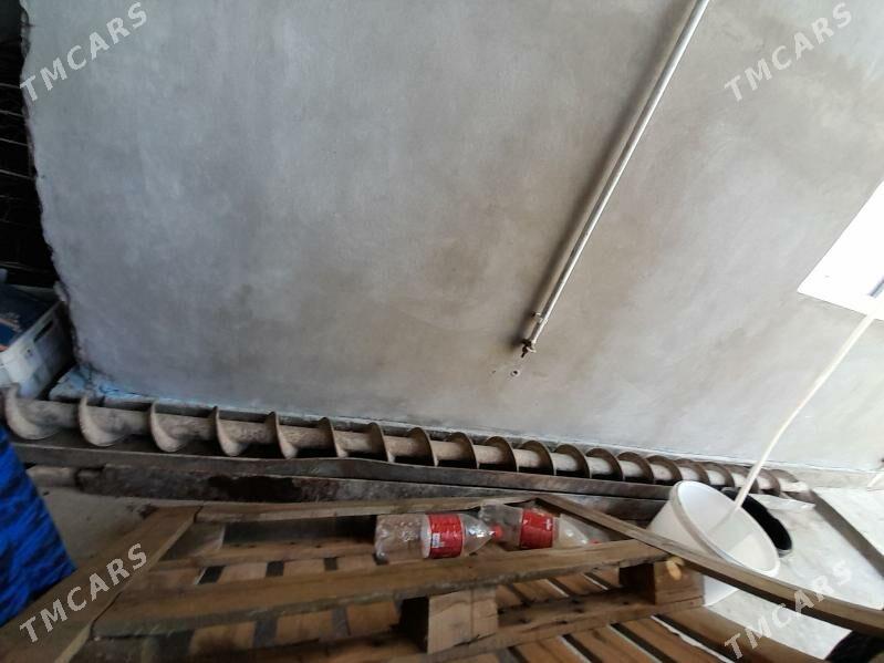 Burow. - Hitrowka - img 2