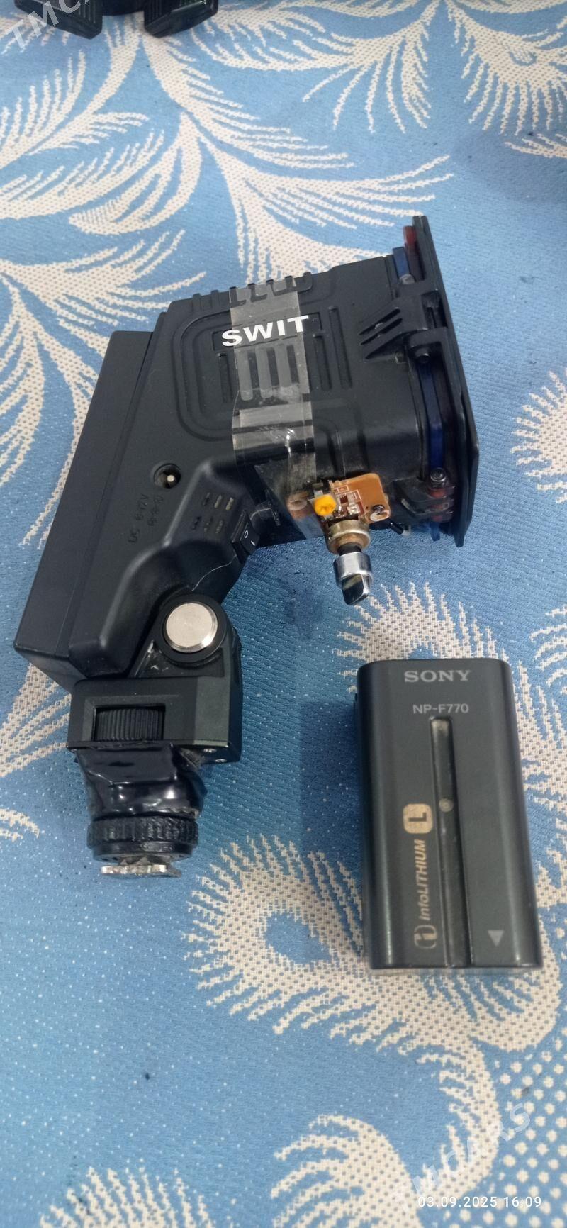 SONY 4K  FDR AX-100 - Tejen - img 2