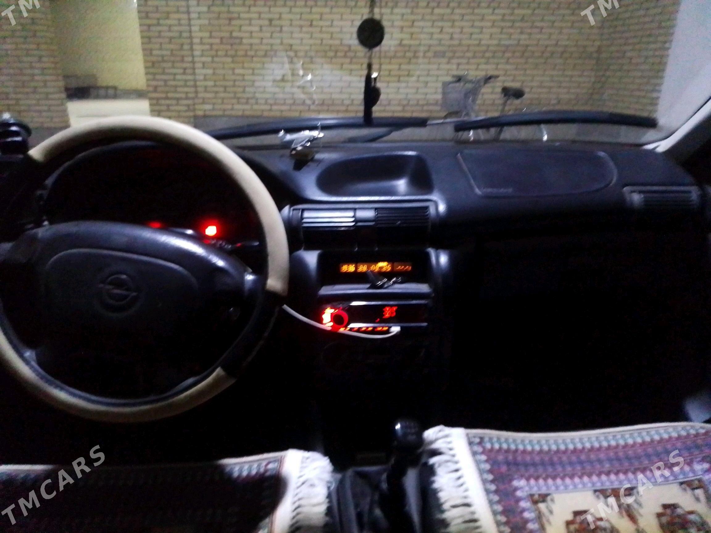 Opel Astra 1996 - 55 000 TMT - Dänew - img 4