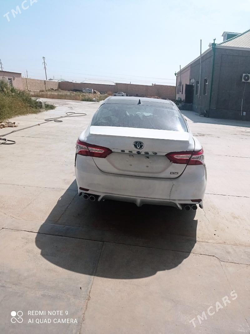 Toyota Camry 2020 - 290 000 TMT - Байрамали - img 4