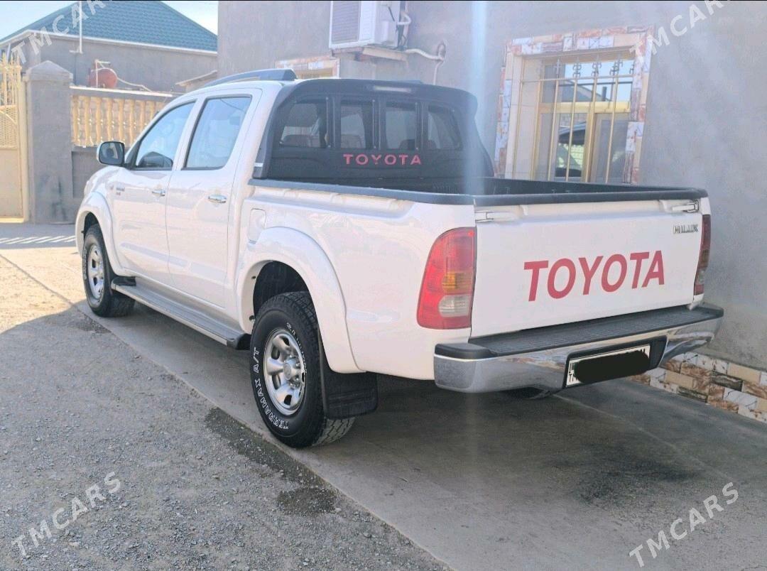 Toyota Hilux 2008 - 235 000 TMT - Türkmenbaşy - img 5