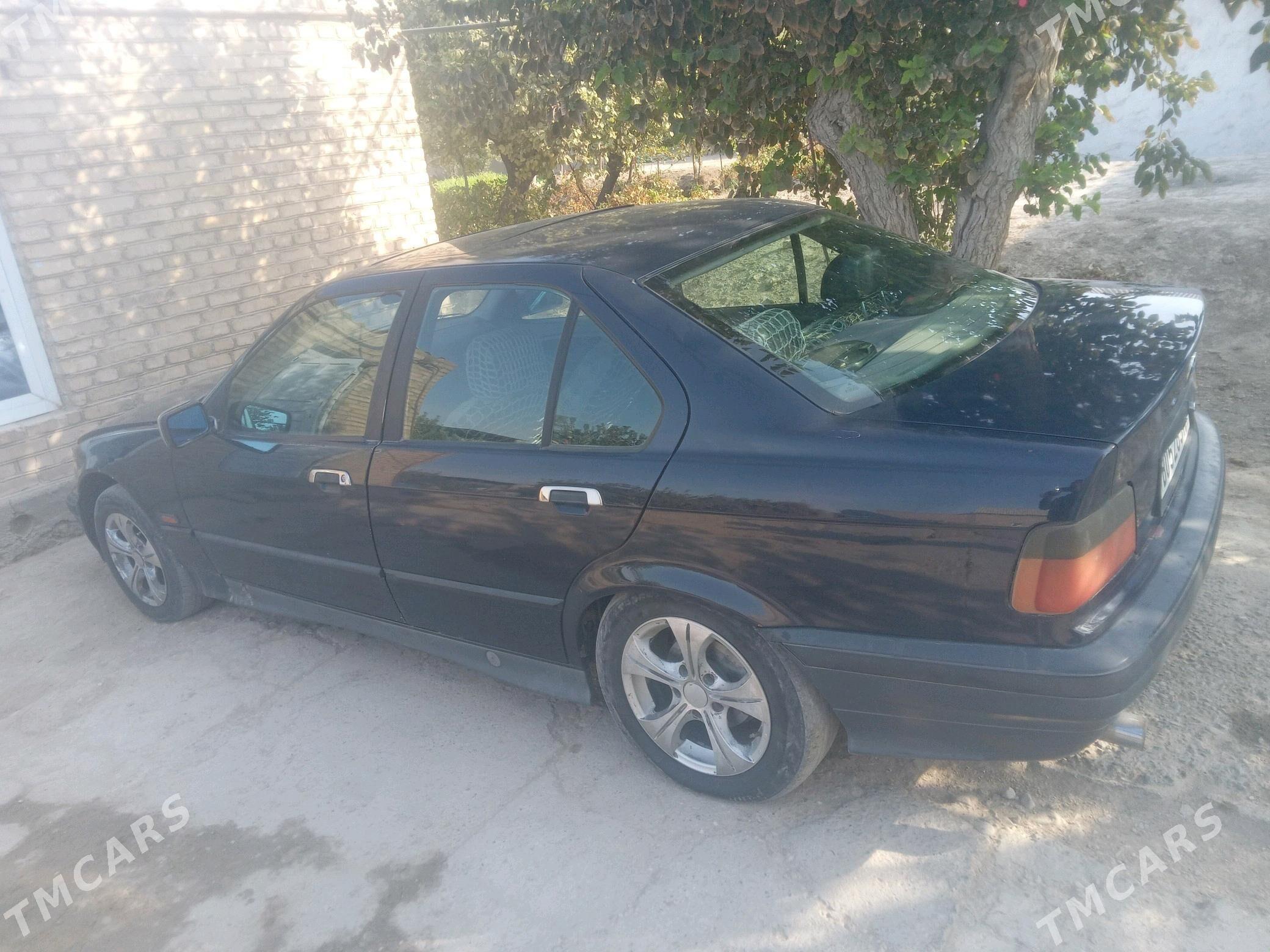 BMW 320 1992 - 35 000 TMT - Murgap - img 4