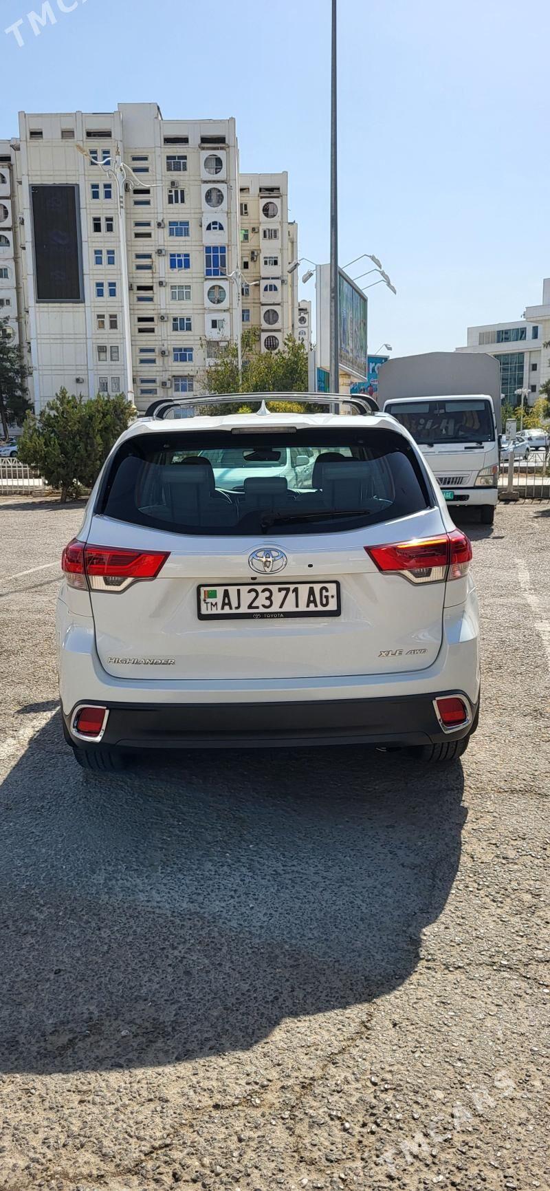 Toyota Highlander 2018 - 385 000 TMT - Ашхабад - img 7