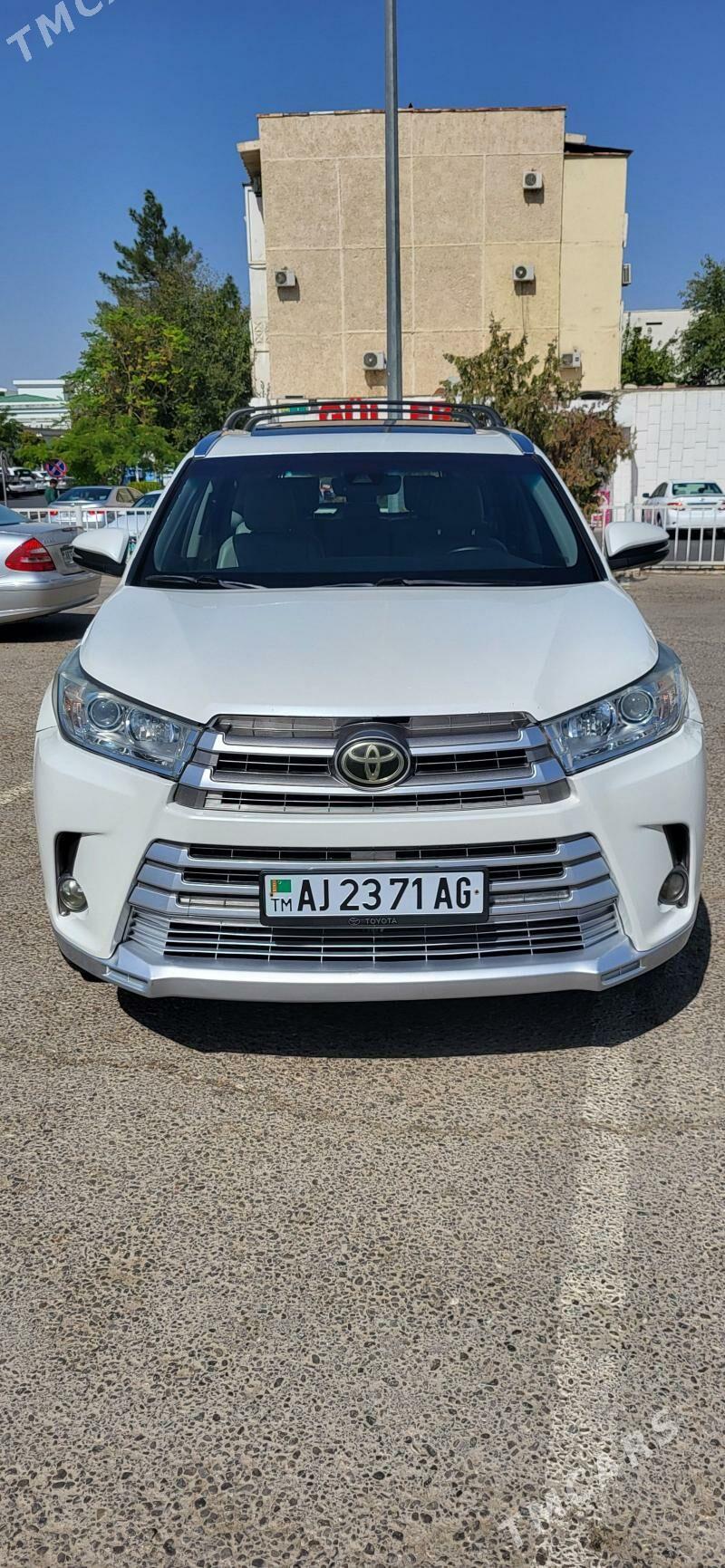 Toyota Highlander 2018 - 385 000 TMT - Ашхабад - img 5
