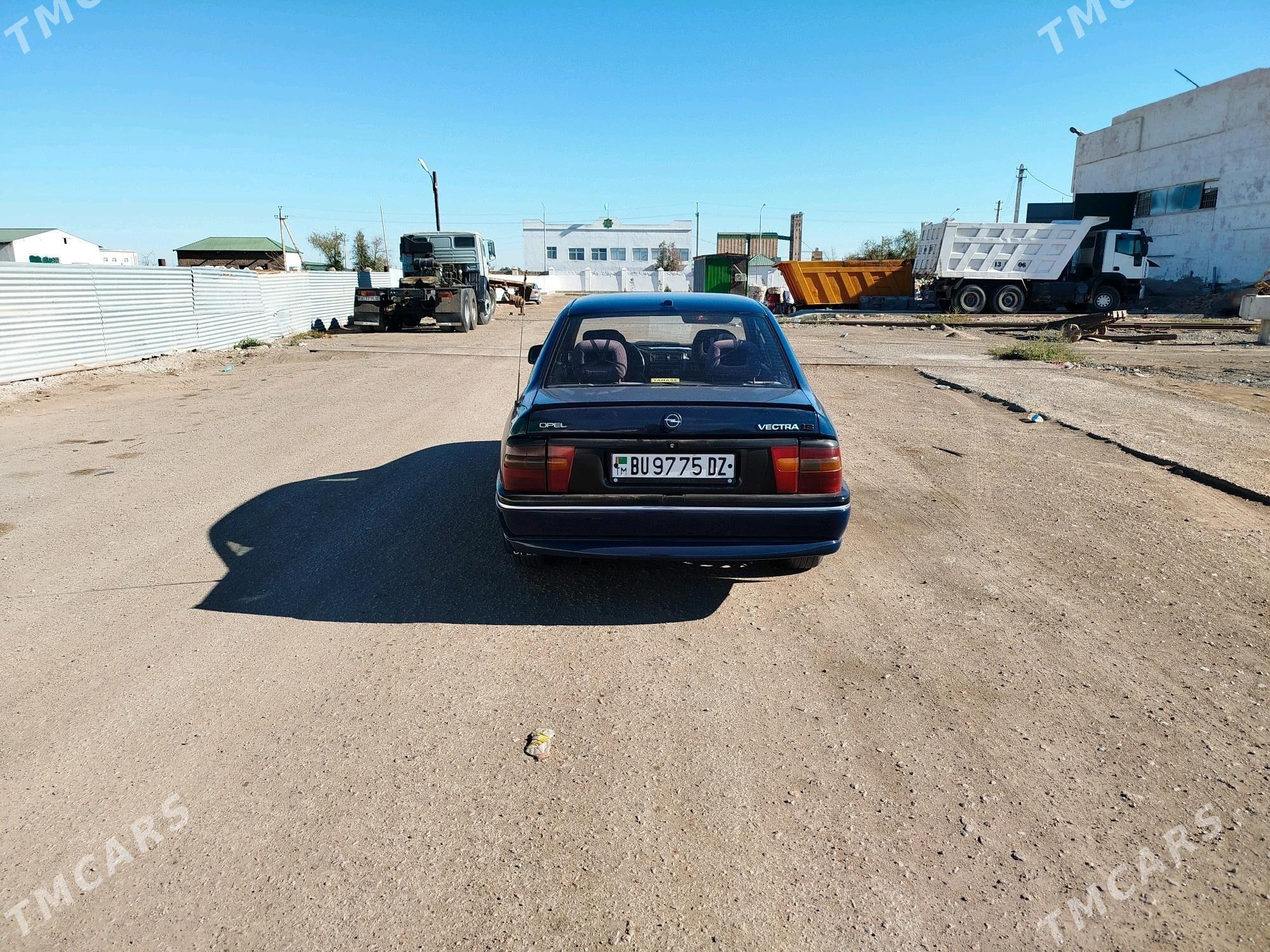 Opel Vectra 1992 - 50 000 TMT - Gurbansoltan Eje - img 3