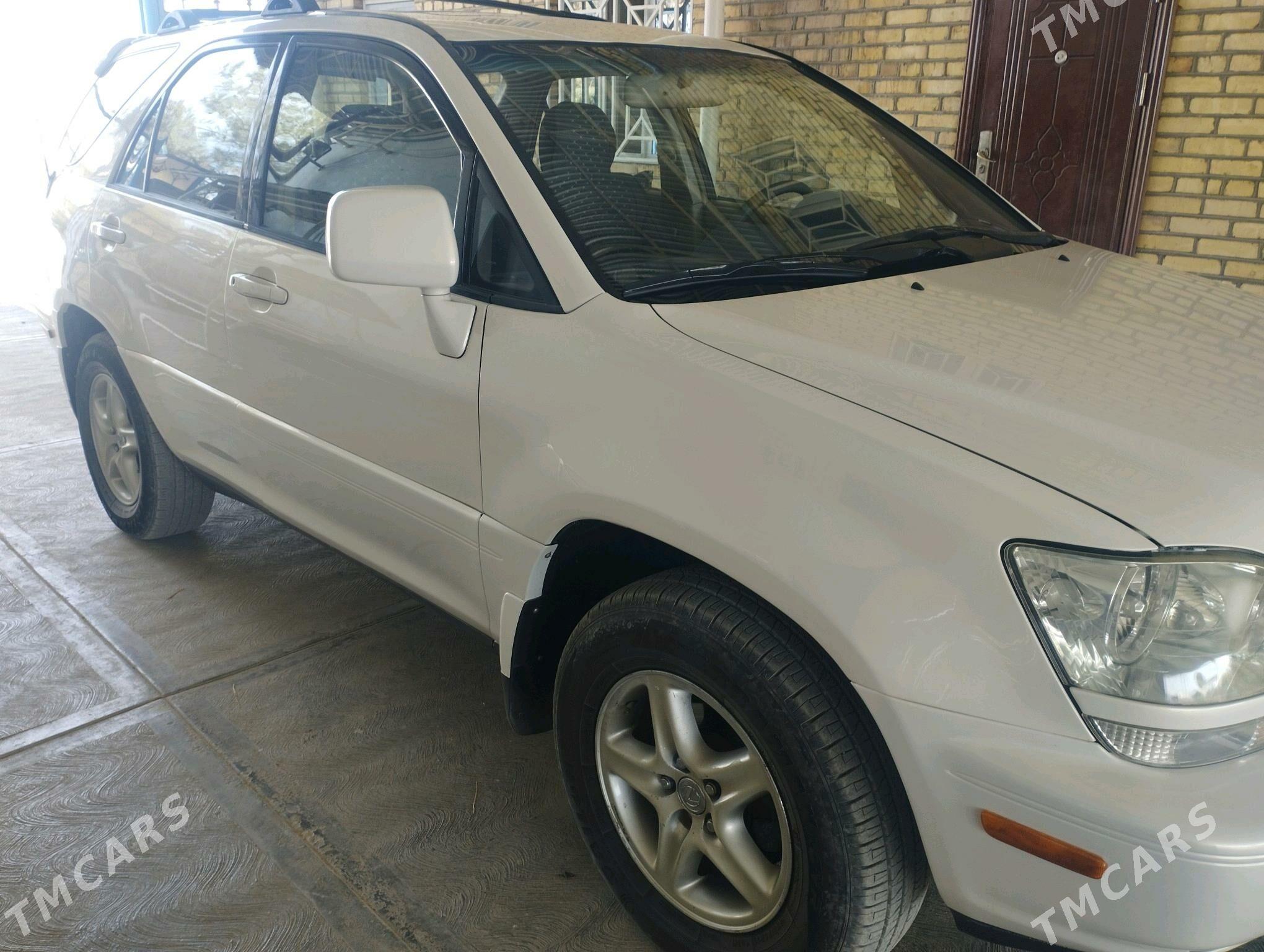 Lexus RX 300 2003 - 240 000 TMT - Мургап - img 4