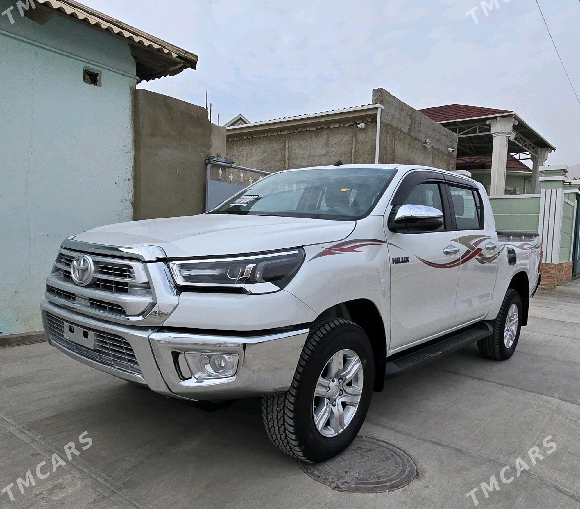 Toyota Hilux 2025 - 690 000 TMT - Balkanabat - img 4