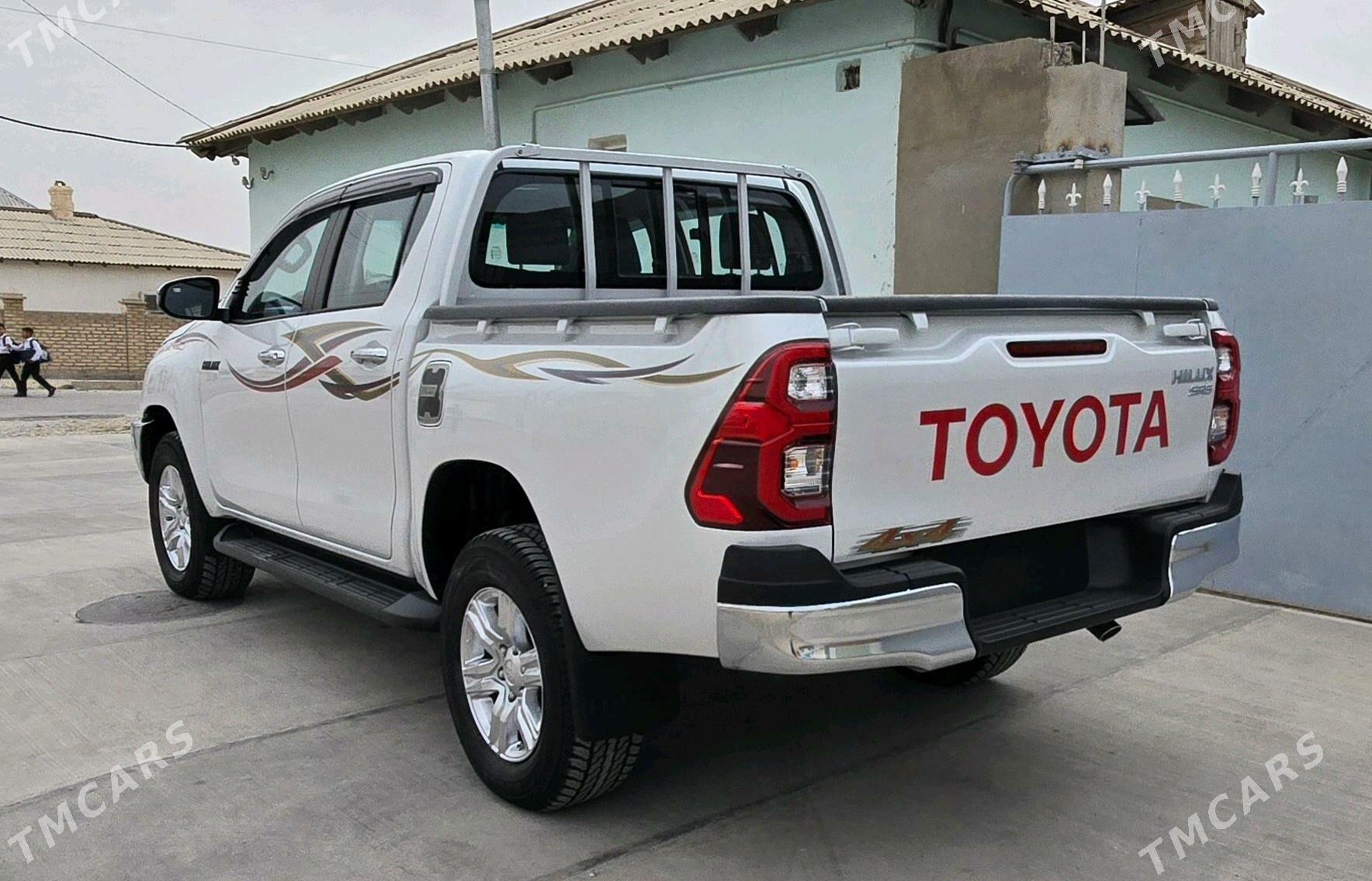 Toyota Hilux 2025 - 690 000 TMT - Balkanabat - img 3