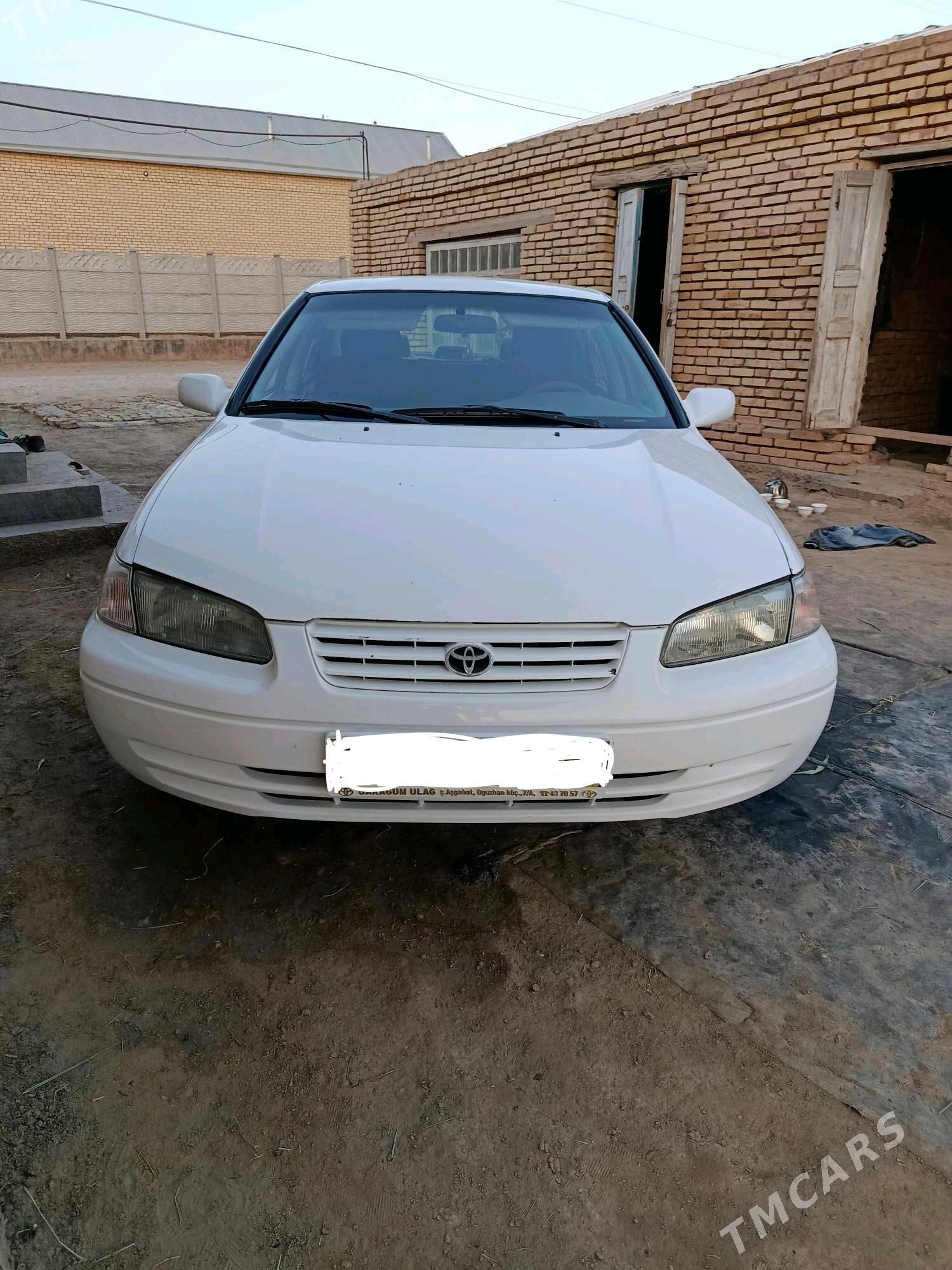 Toyota Camry 1998 - 147 000 TMT - Сакарчага - img 3
