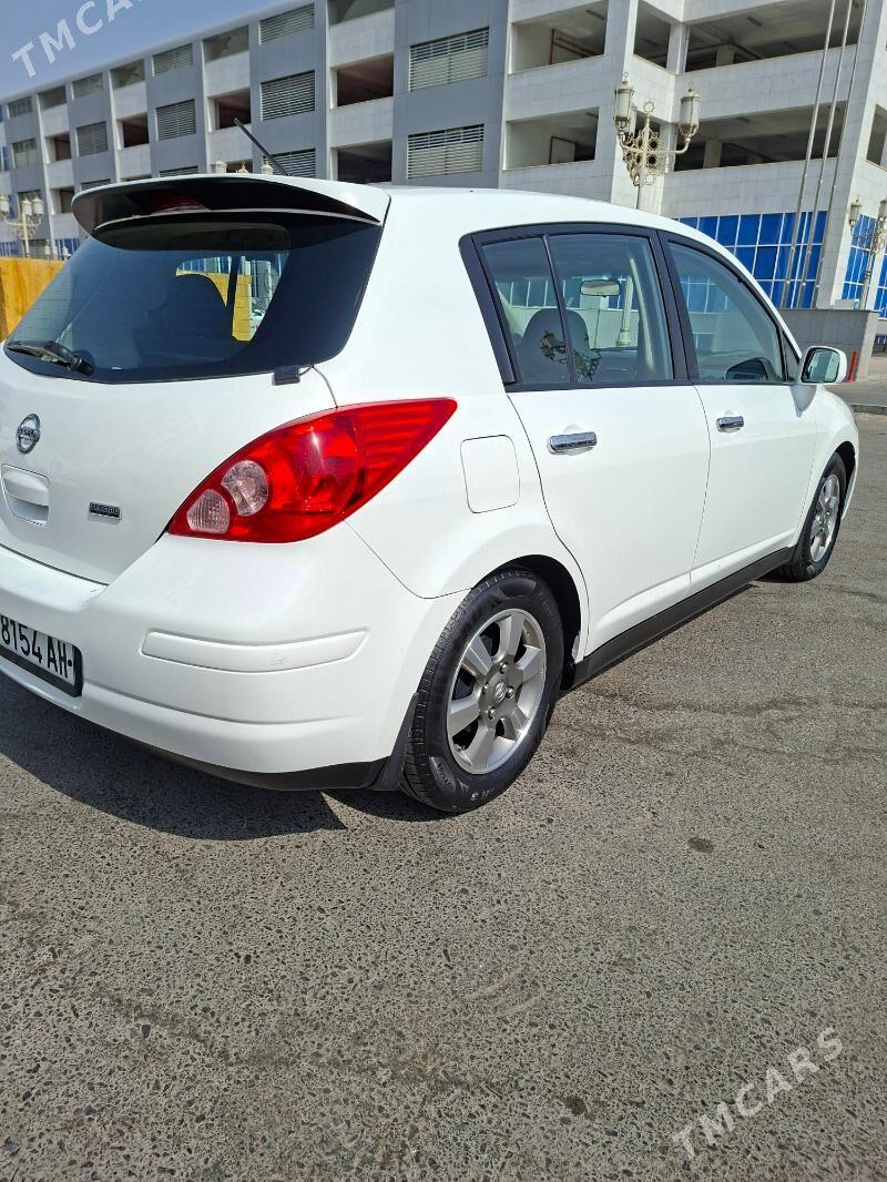 Nissan Versa 2011 - 137 000 TMT - Ýaşlyk - img 2