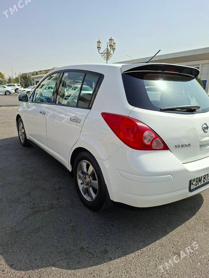 Nissan Versa 2011 - 137 000 TMT - Ýaşlyk - img 1