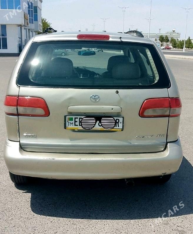 Toyota Sienna 2001 - 120 000 TMT - Mary - img 4