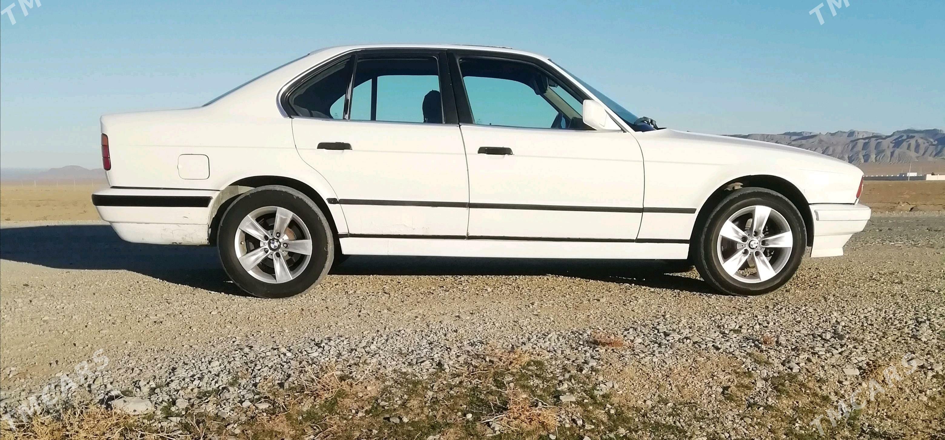 BMW 520 1992 - 44 000 TMT - Туркменбаши - img 2