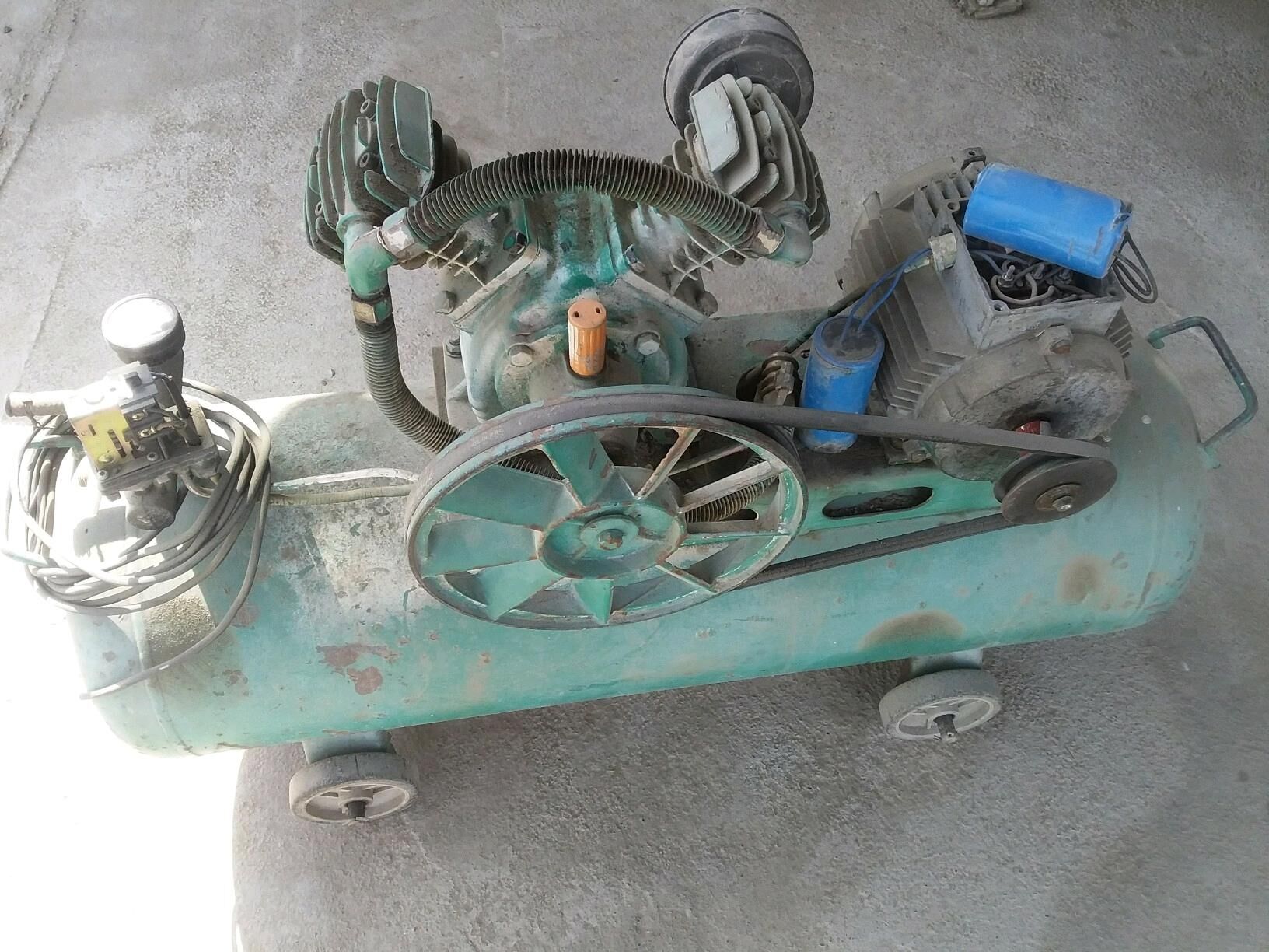 Кампресор 1 200 TMT - Ýaşlyk - img 1