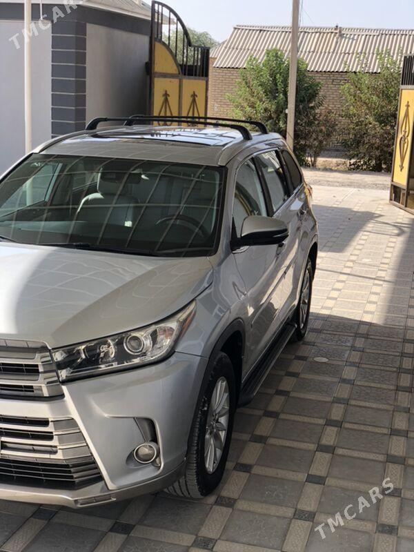 Toyota Highlander 2018 - 380 000 TMT - Mary - img 6
