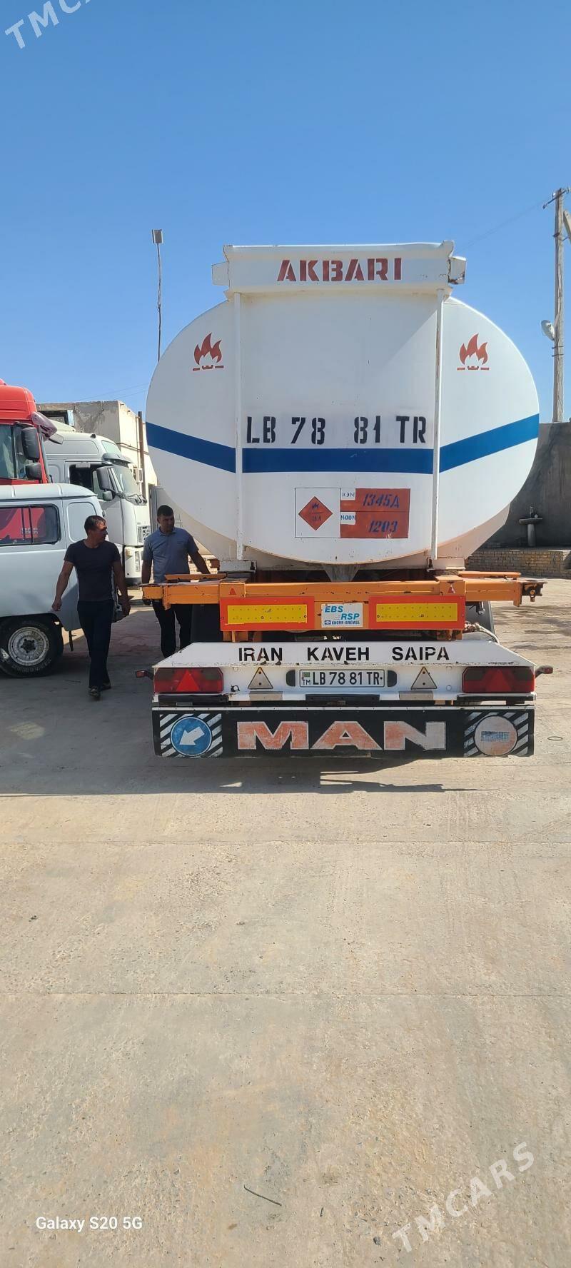 Man TGX 2008 - 980 000 TMT - Kerki - img 3