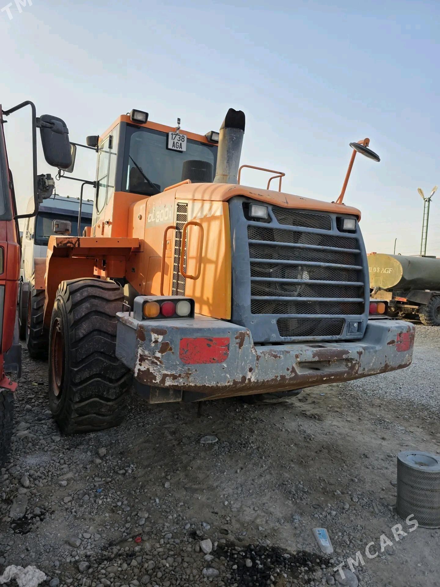 LiuGong CLG936E 2013 - 650 000 TMT - Ашхабад - img 2