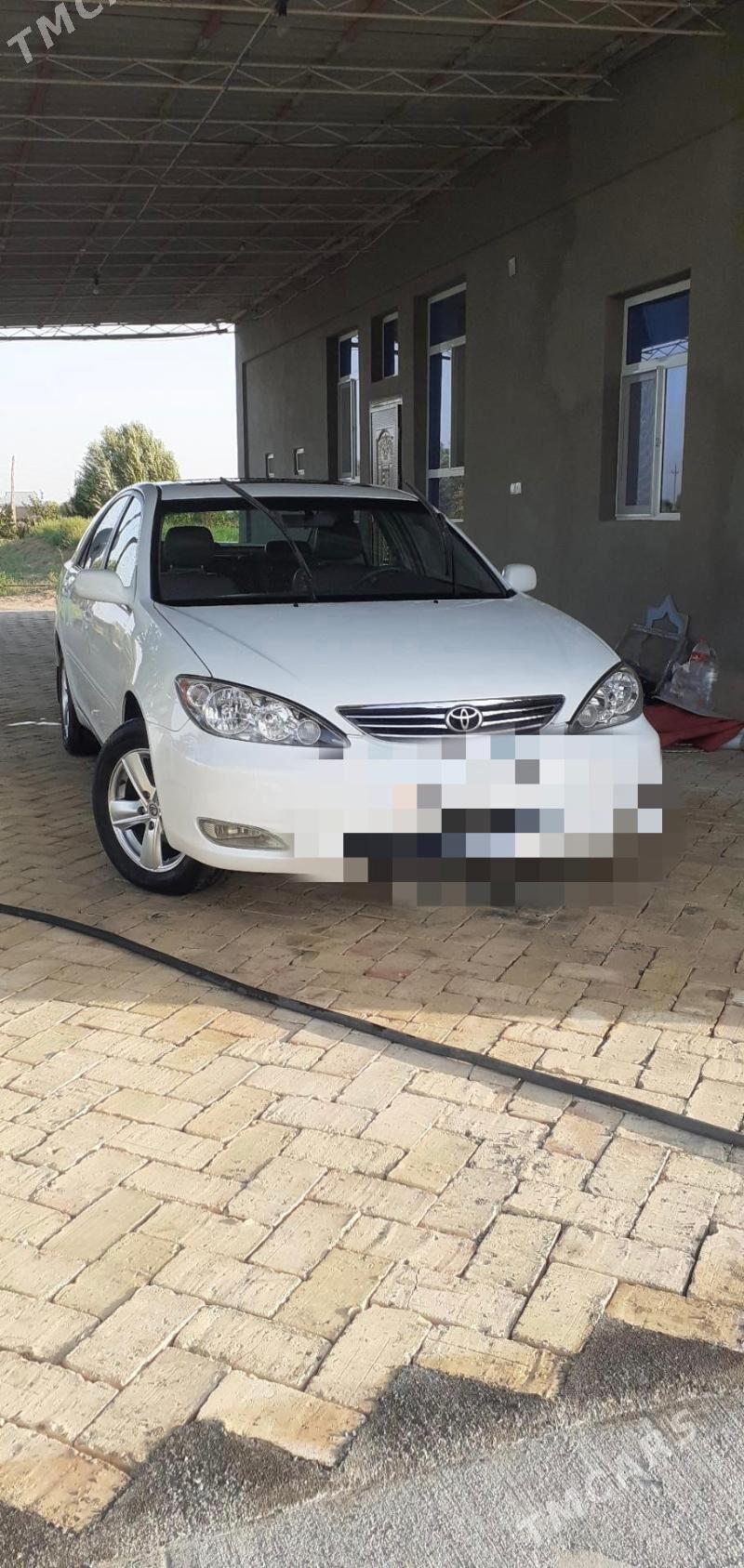 Toyota Camry 2003 - 160 000 TMT - Ёлётен - img 2