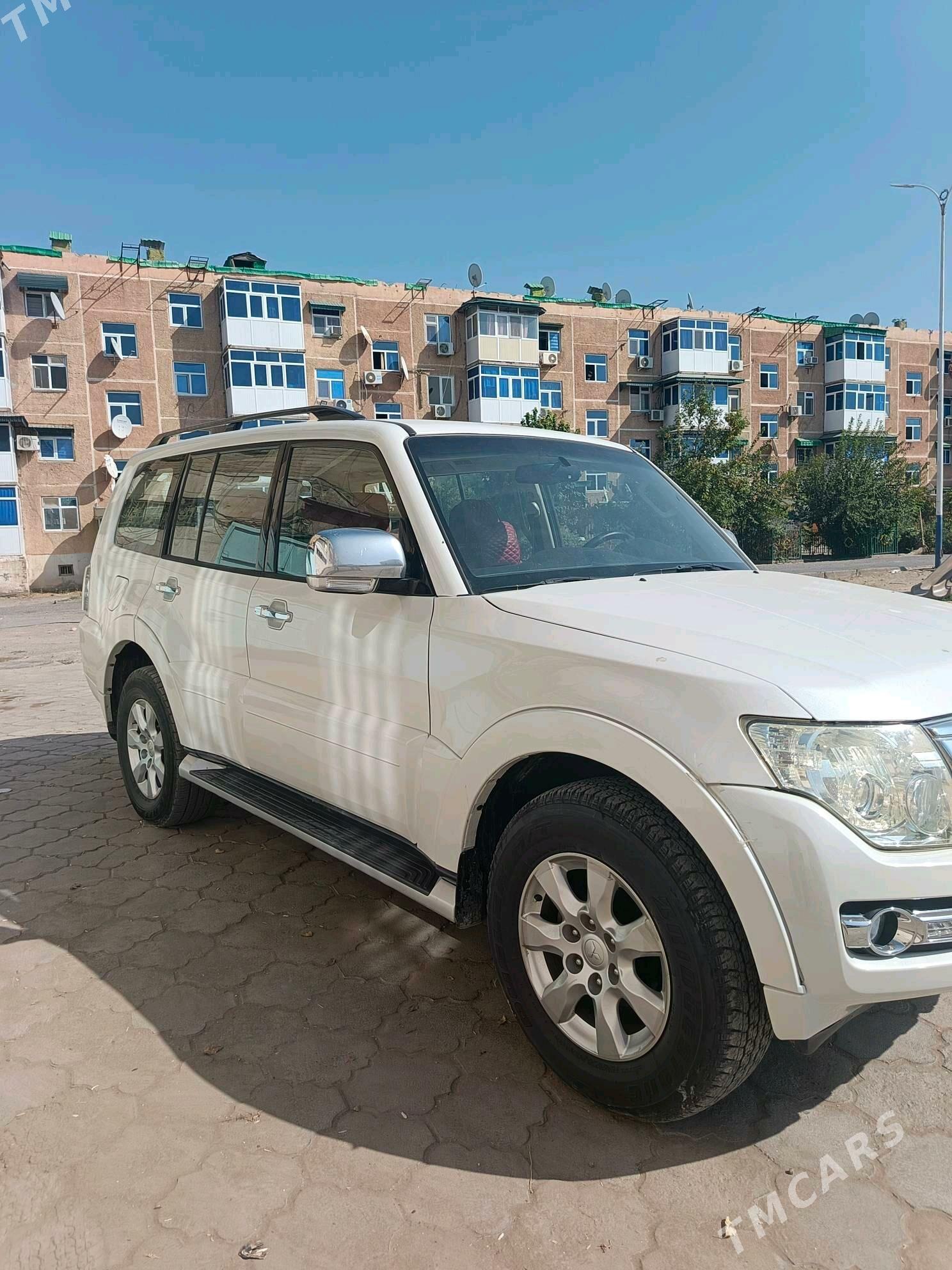 Mitsubishi Pajero 2014 - 270 000 TMT - Туркменабат - img 4