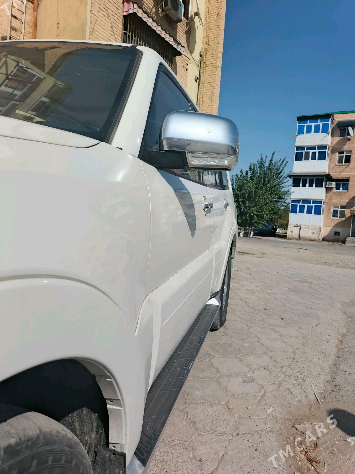 Mitsubishi Pajero 2014 - 270 000 TMT - Туркменабат - img 2