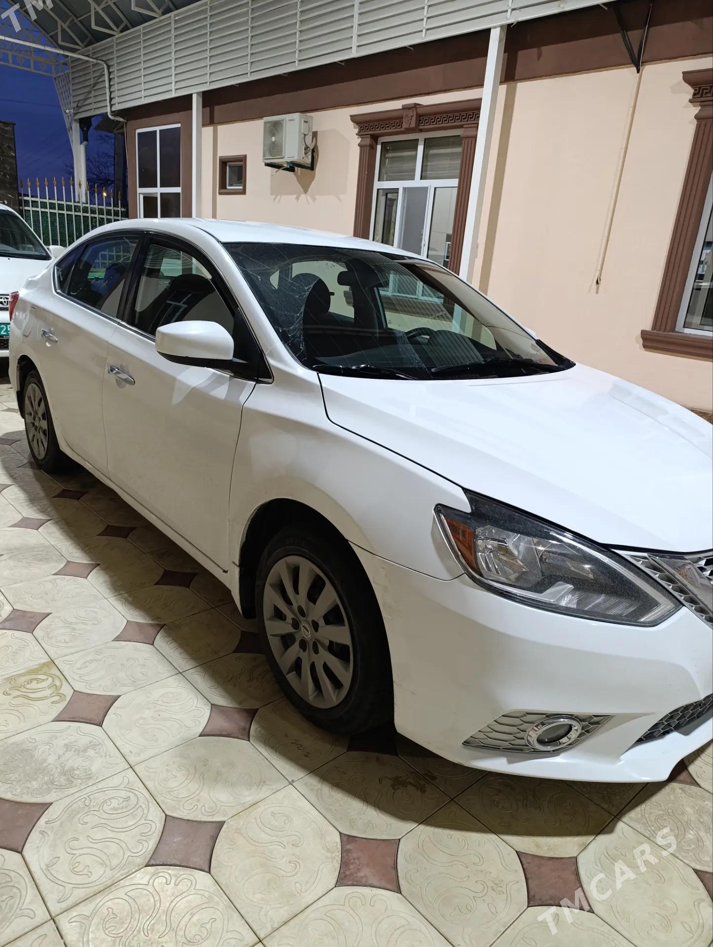 Nissan Sentra 2017 - 160 000 TMT - Büzmeýin - img 4