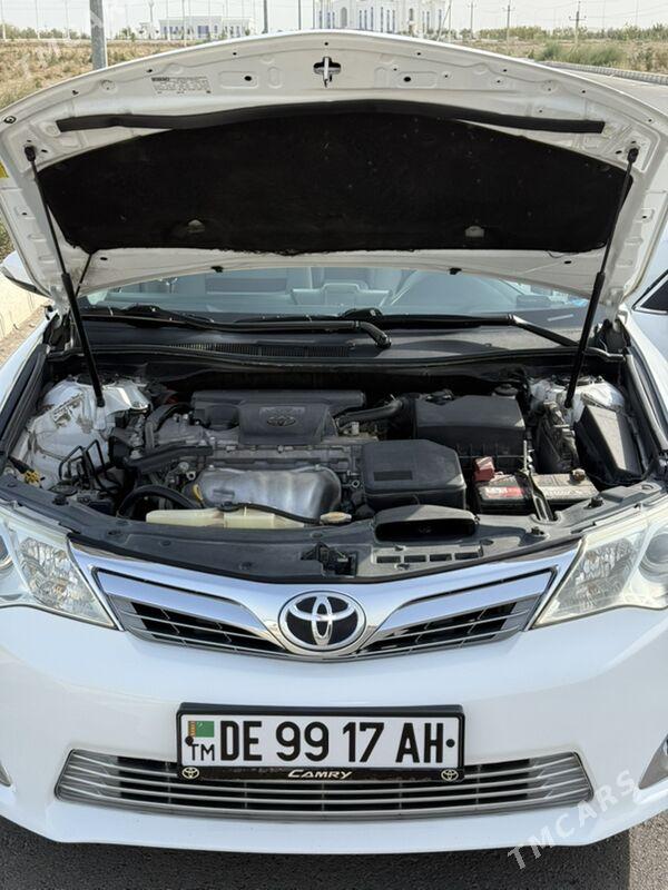Toyota Camry 2012 - 240 000 TMT - Hitrowka - img 6