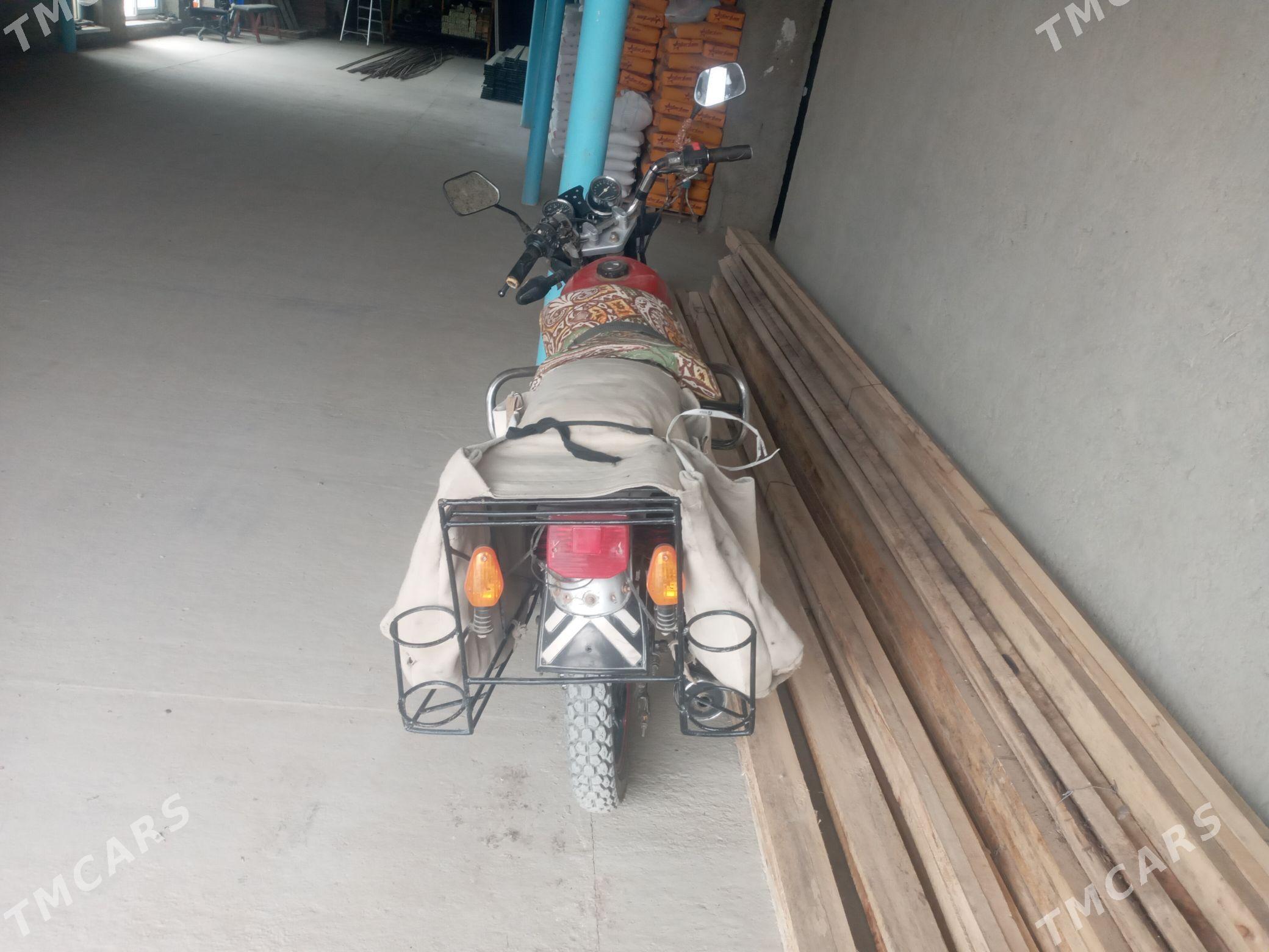 Fekon FK150-8G 2011 - 7 300 TMT - Берекет - img 1