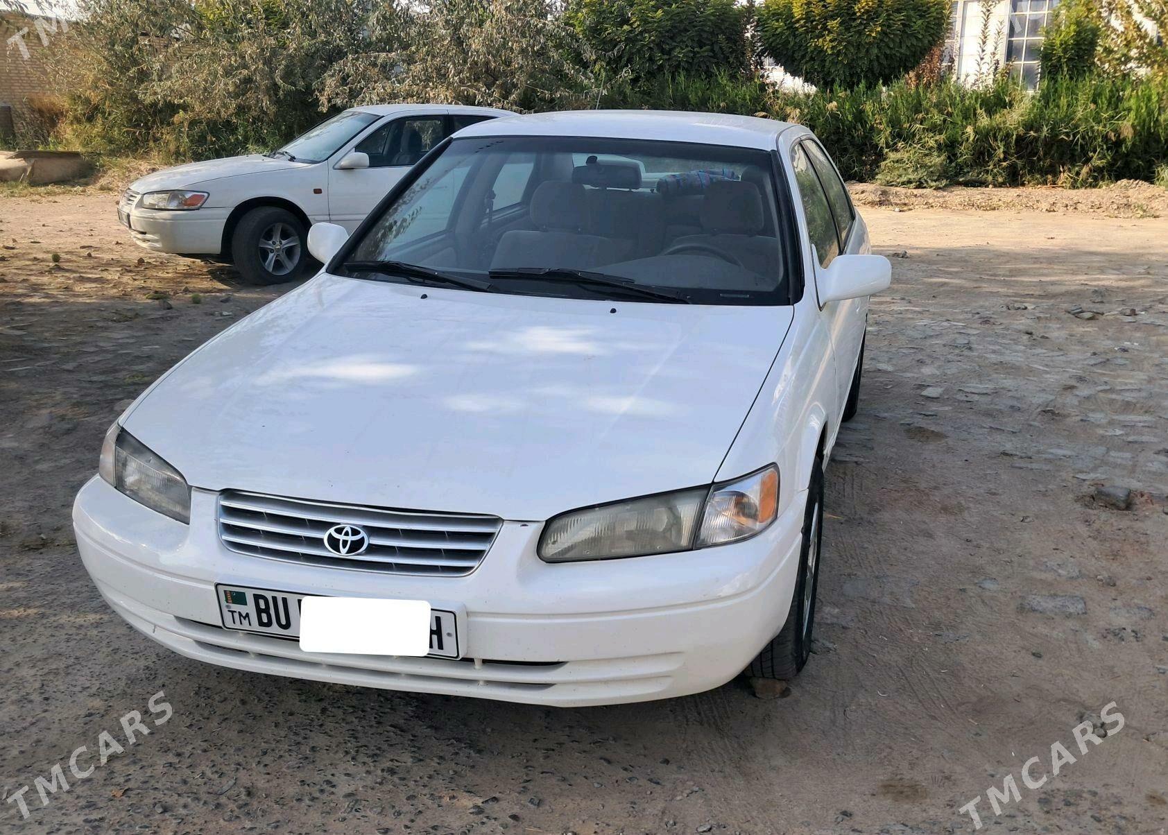 Toyota Camry 1998 - 127 000 TMT - Мары - img 2