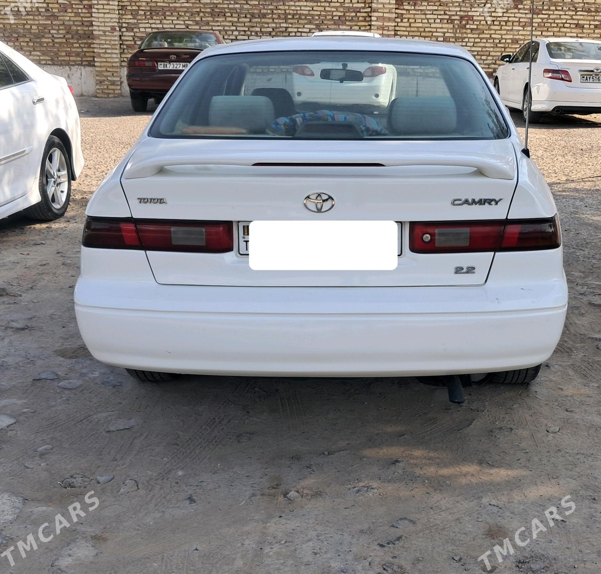 Toyota Camry 1998 - 127 000 TMT - Мары - img 3