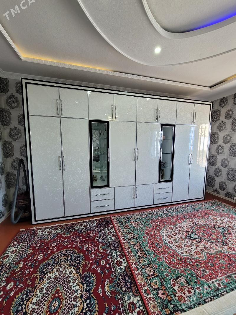 Garnetur Gilyans - Baýramaly - img 3