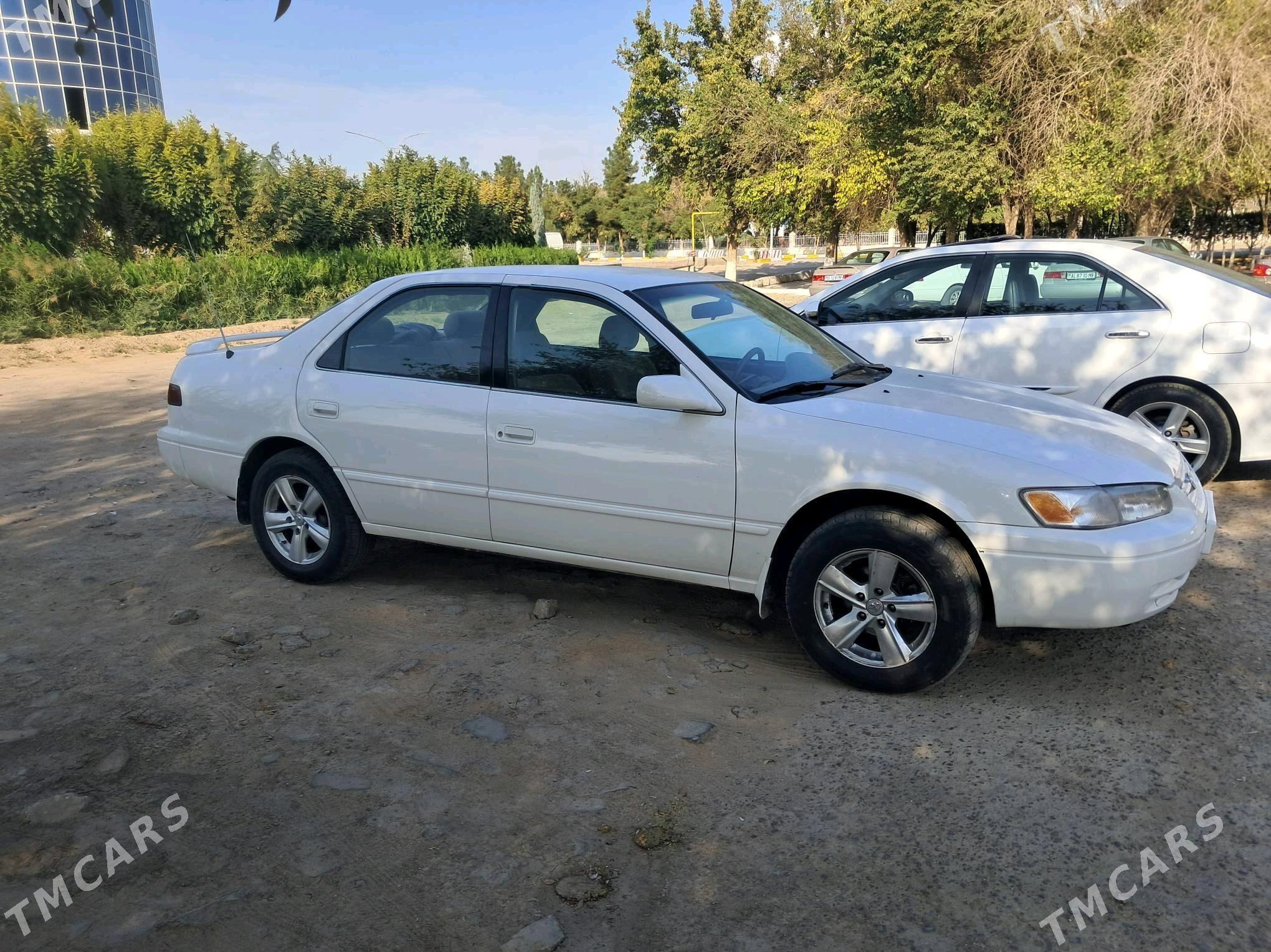 Toyota Camry 1998 - 127 000 TMT - Мары - img 4