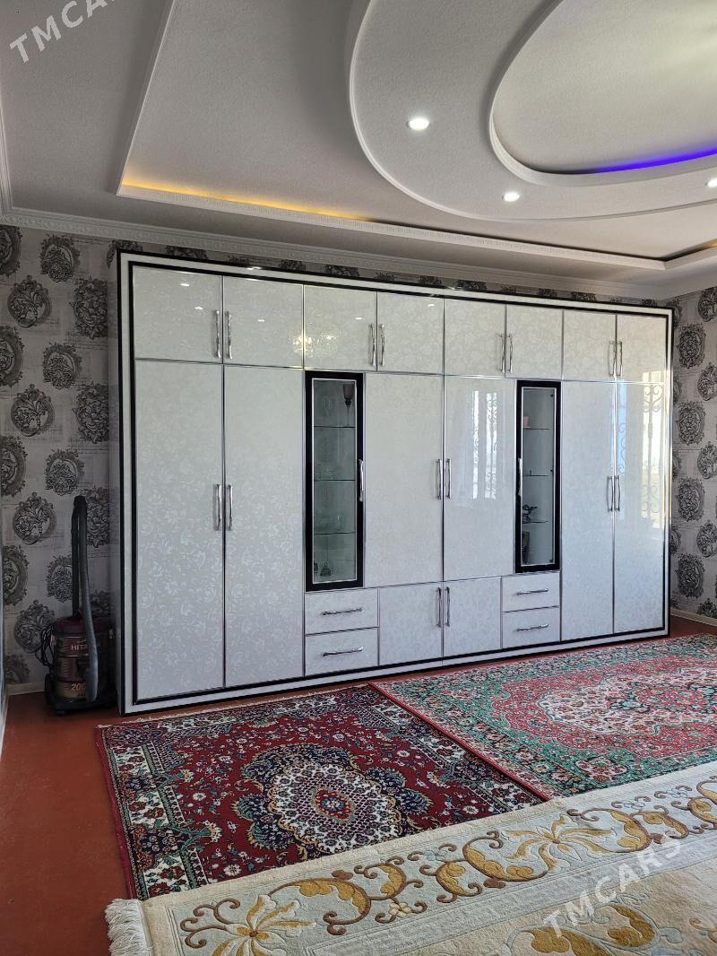 Garnetur Gilyans - Baýramaly - img 2